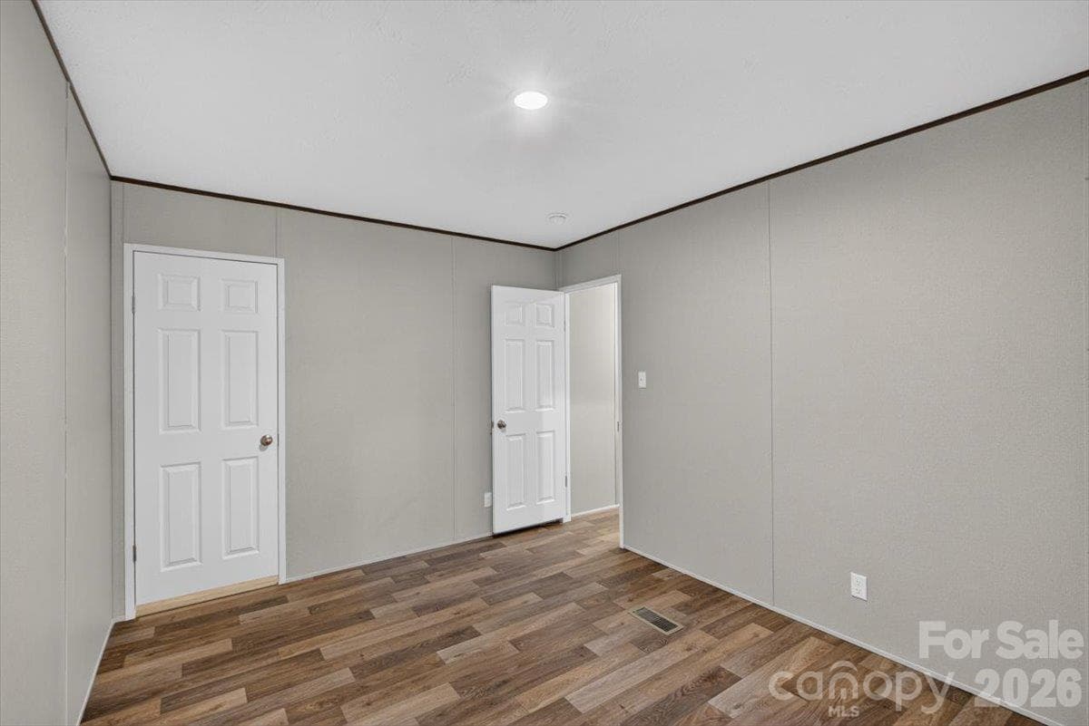 Single Family Residence at 1020 Freedom Drive, Statesville, photo 17 of 27