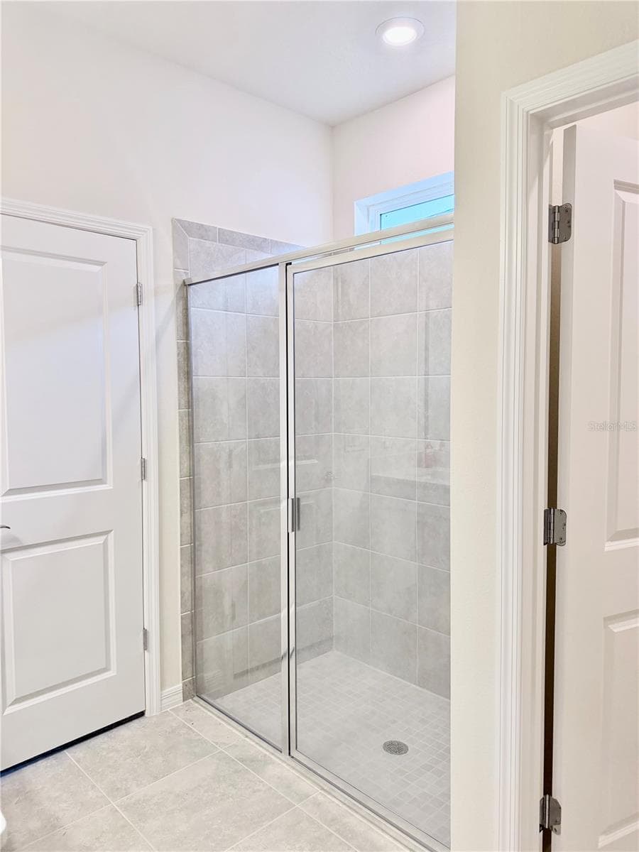 Single Family Residence at 3027 NORCOTT DR, DAVENPORT, photo 21 of 37