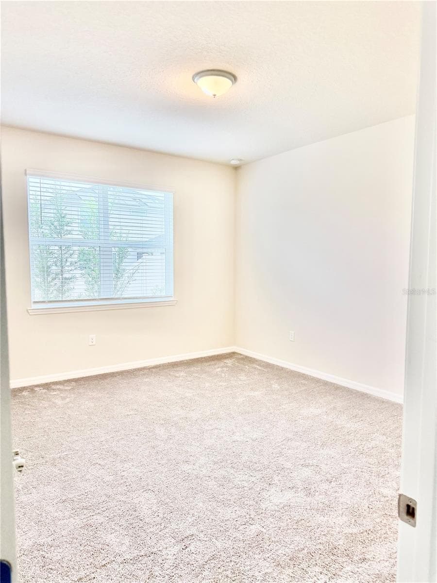 Single Family Residence at 3027 NORCOTT DR, DAVENPORT, photo 25 of 37