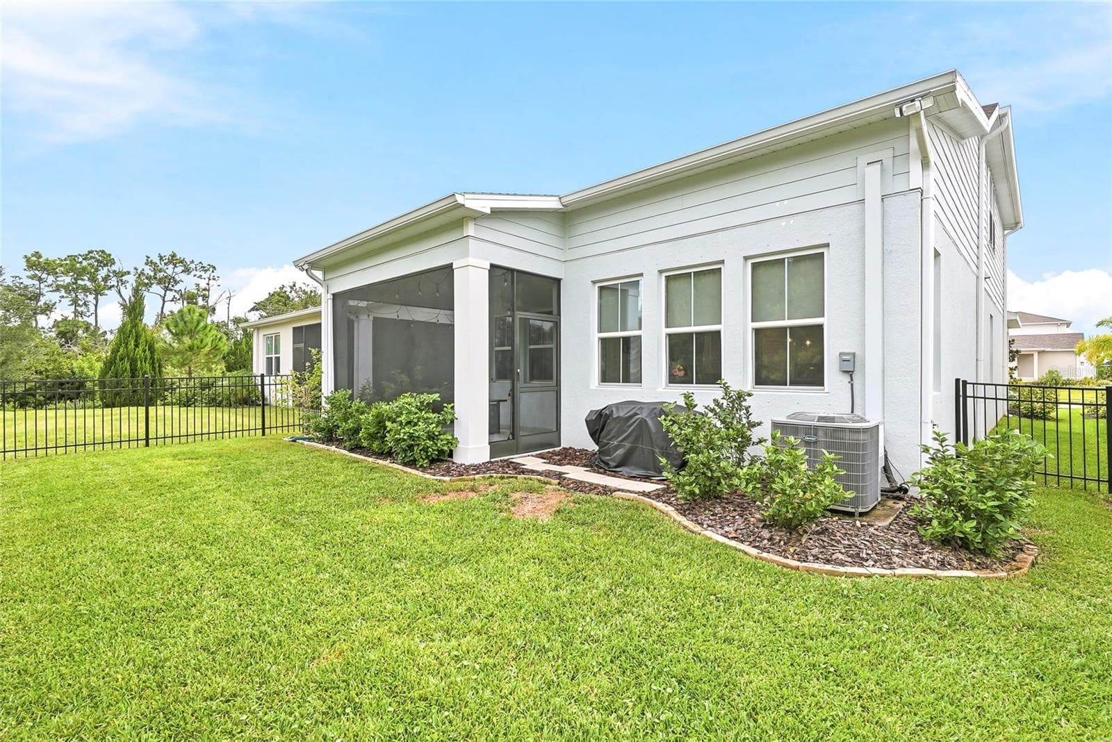 Single Family Residence at 14437 MAIDEN TER, LAKEWOOD RANCH, photo 29 of 29