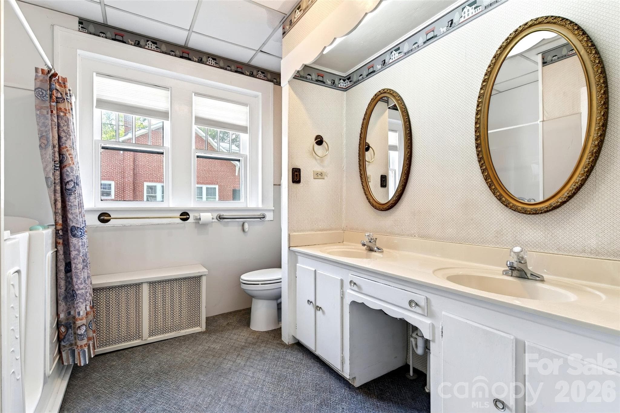 Downstair Bathroom - 606 A Rutherford Road, Marion