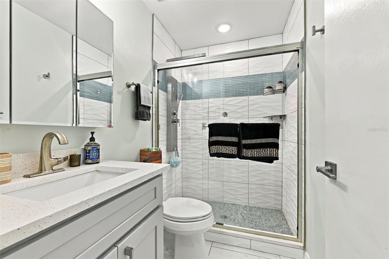 Guest Bathroom - 202 GLOUCESTER BLVD #357, SUN CITY CENTER
