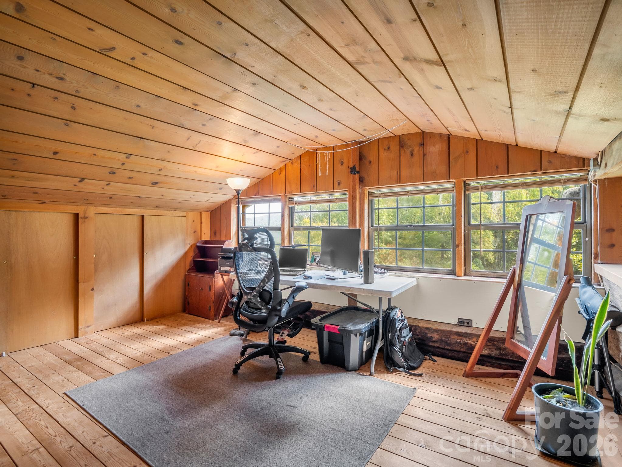Office/ bonus room upstairs - 765 Hawk Ridge Lane, Marshall