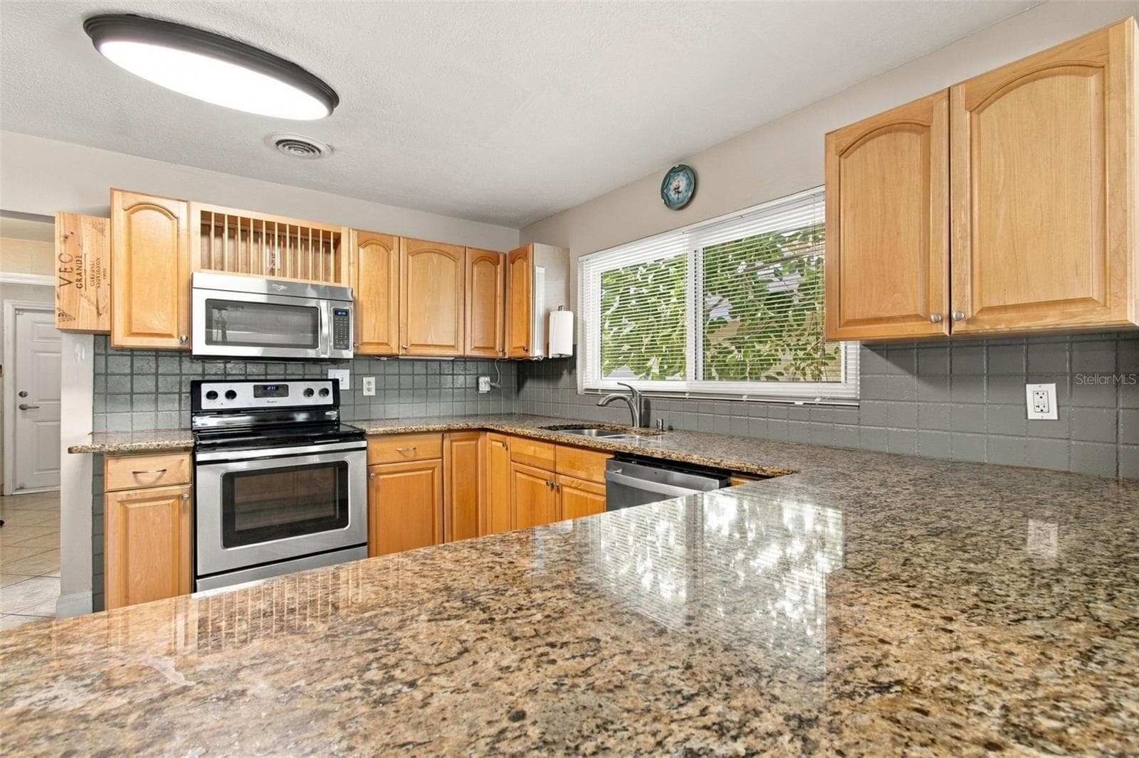 Single Family Residence at 2908 W ARCH ST, TAMPA, photo 16 of 49