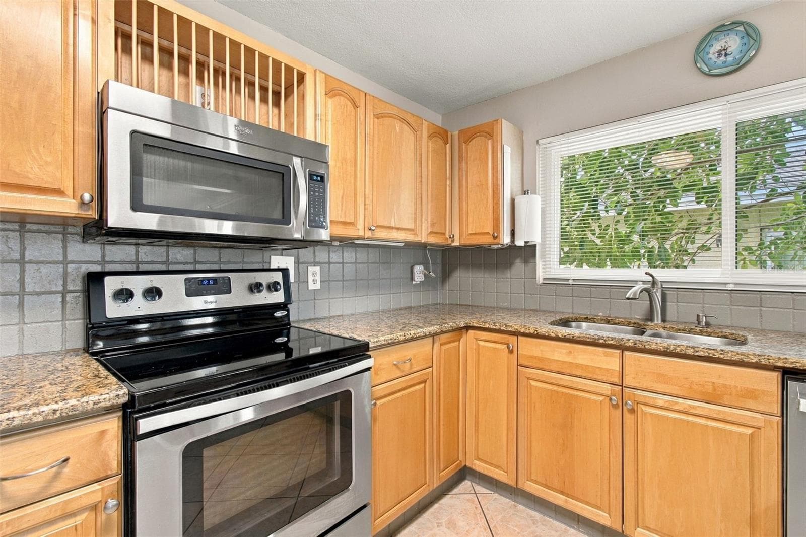 Single Family Residence at 2908 W ARCH ST, TAMPA, photo 21 of 49