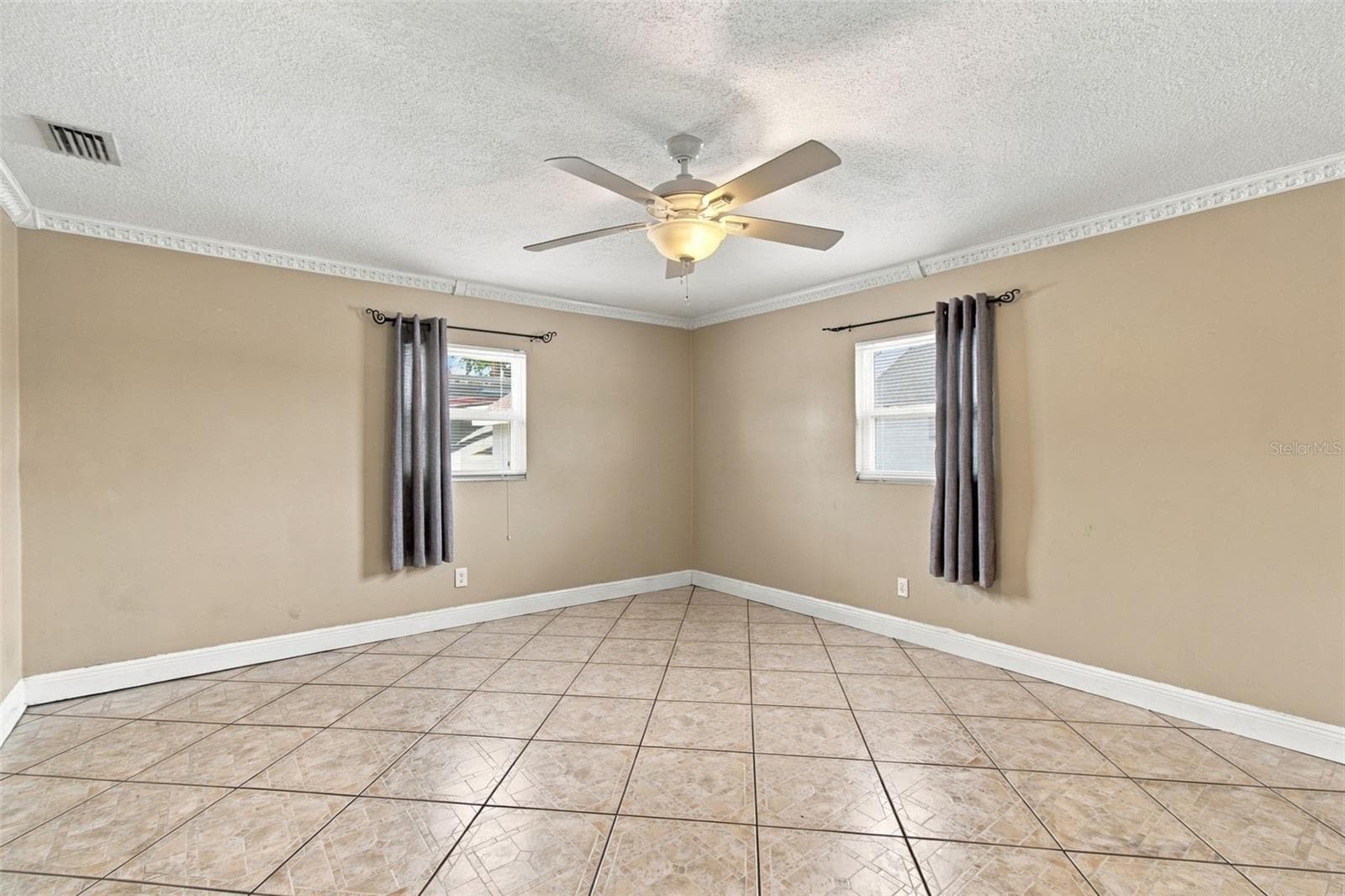 Single Family Residence at 2908 W ARCH ST, TAMPA, photo 24 of 49