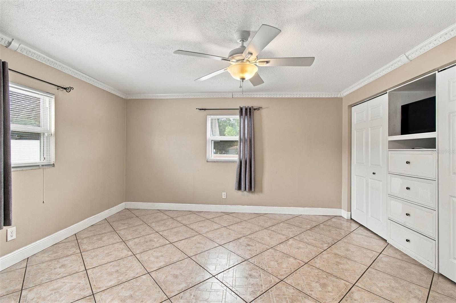 Single Family Residence at 2908 W ARCH ST, TAMPA, photo 26 of 49