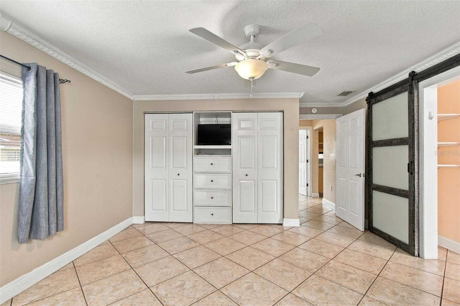 Single Family Residence at 2908 W ARCH ST, TAMPA, photo 27 of 49