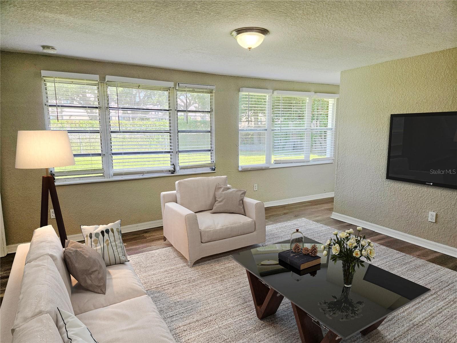 Single Family Residence at 2160 ALEMANDA DR, CLEARWATER, photo 2 of 18