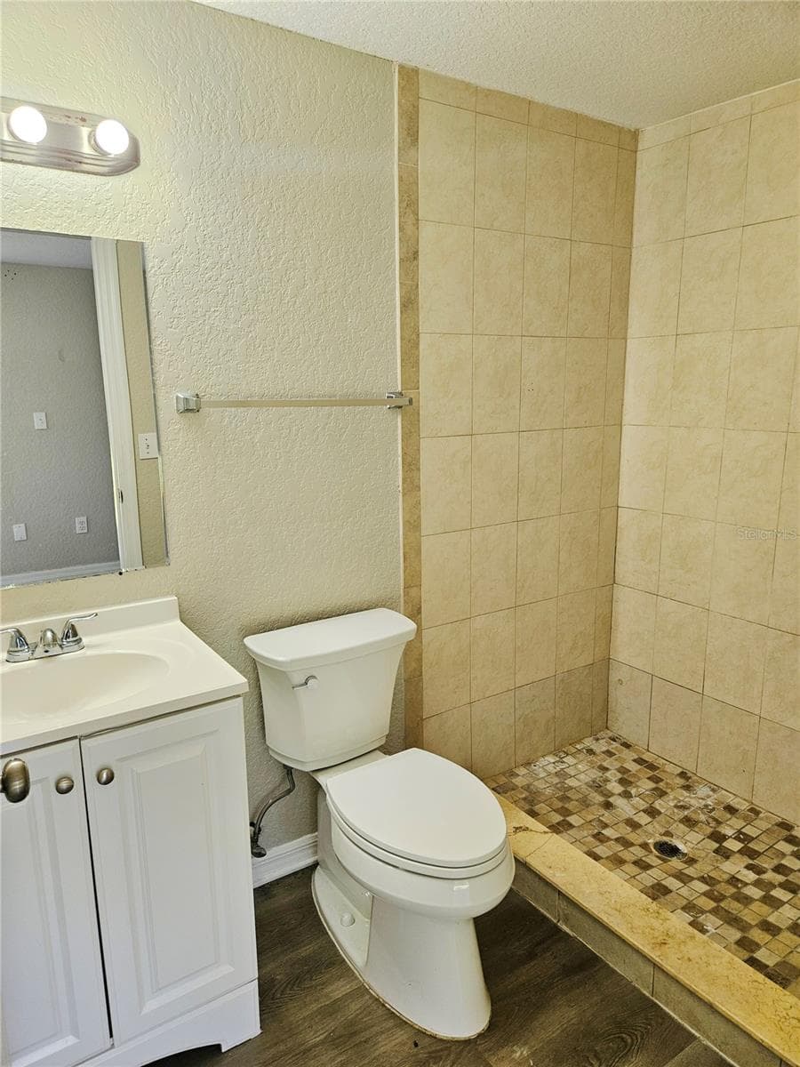 Single Family Residence at 2160 ALEMANDA DR, CLEARWATER, photo 9 of 18