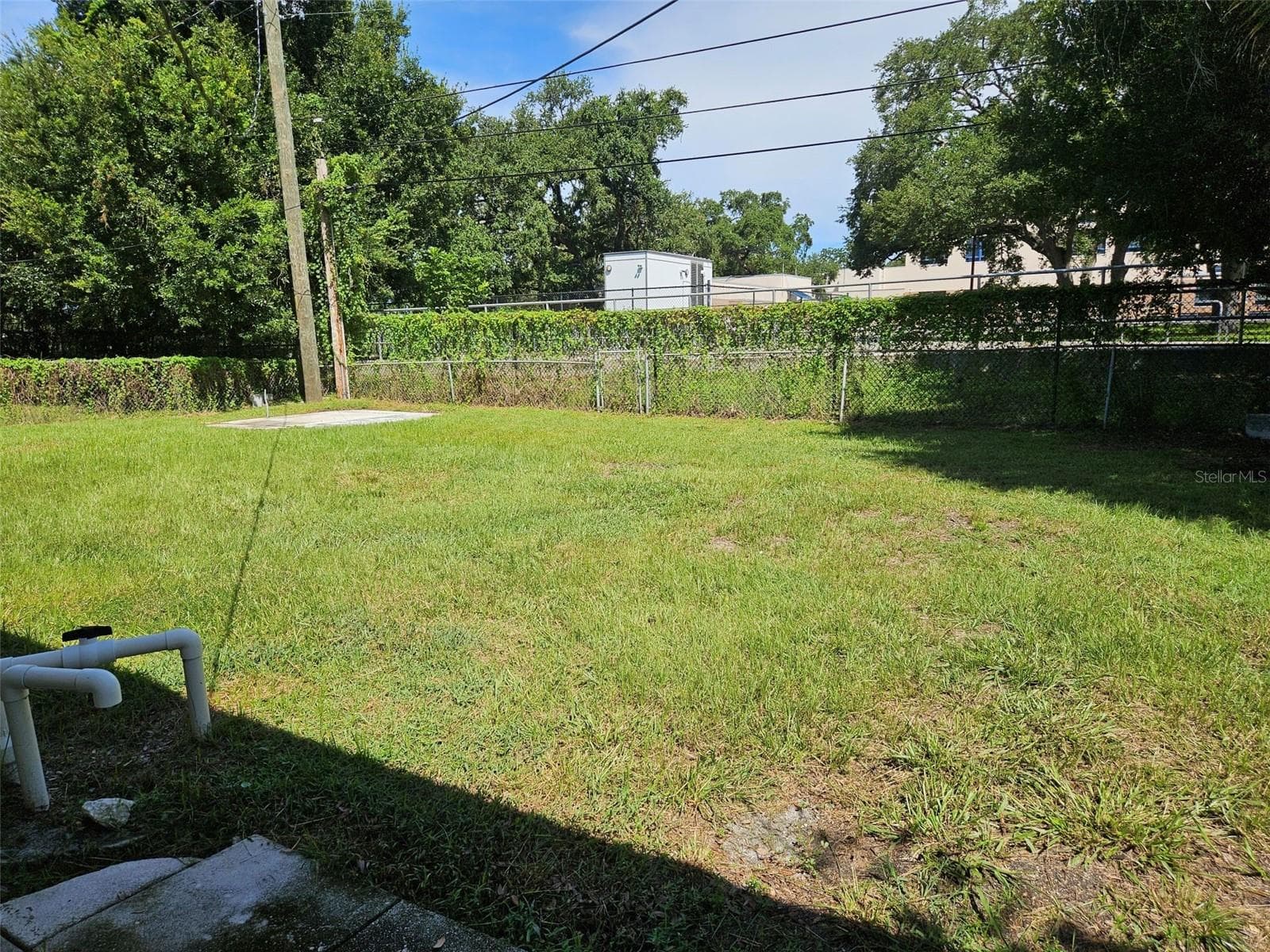Single Family Residence at 2160 ALEMANDA DR, CLEARWATER, photo 17 of 18