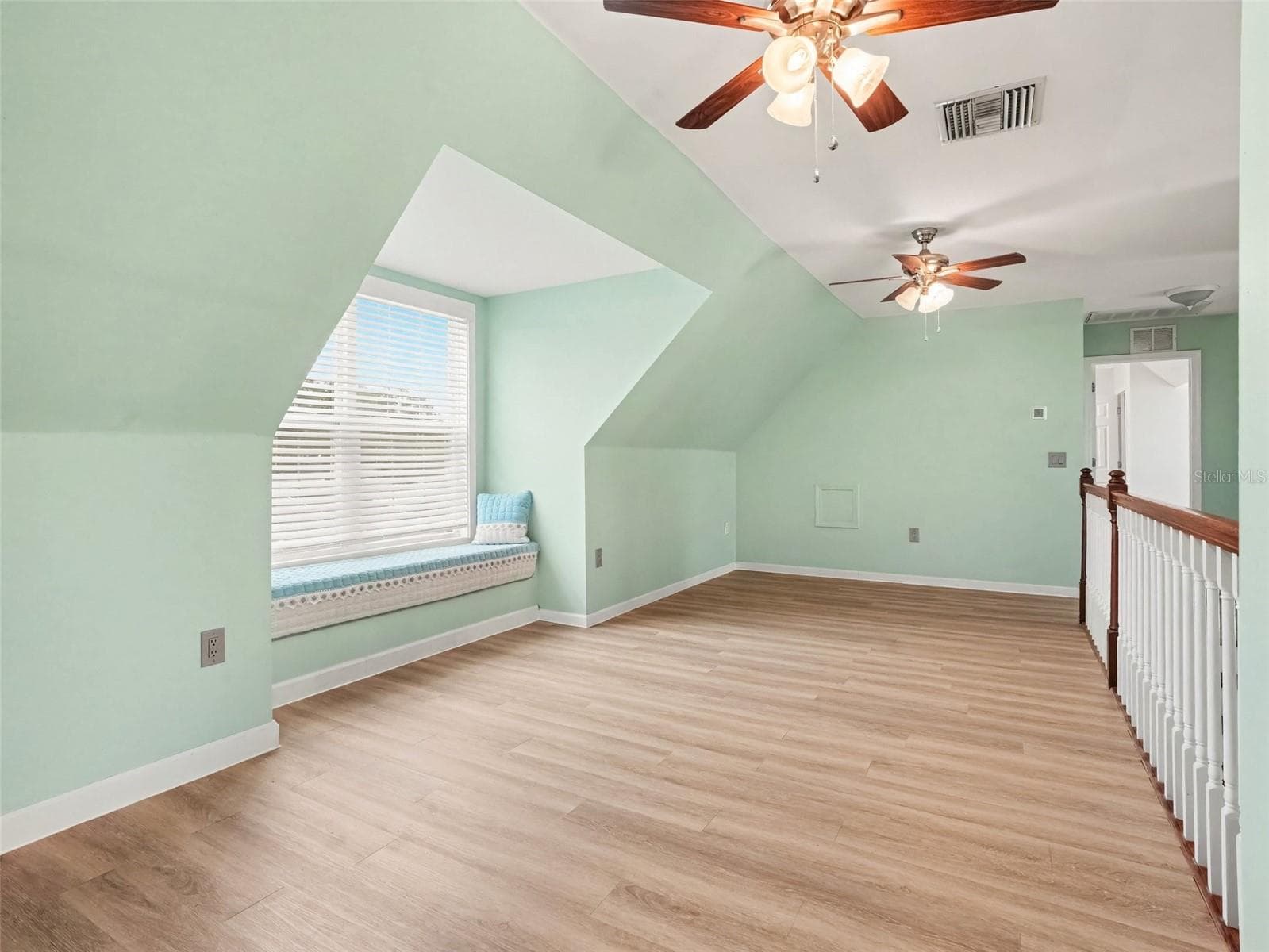 Single Family Residence at 100 SYLVANA CT, AUBURNDALE, photo 28 of 38