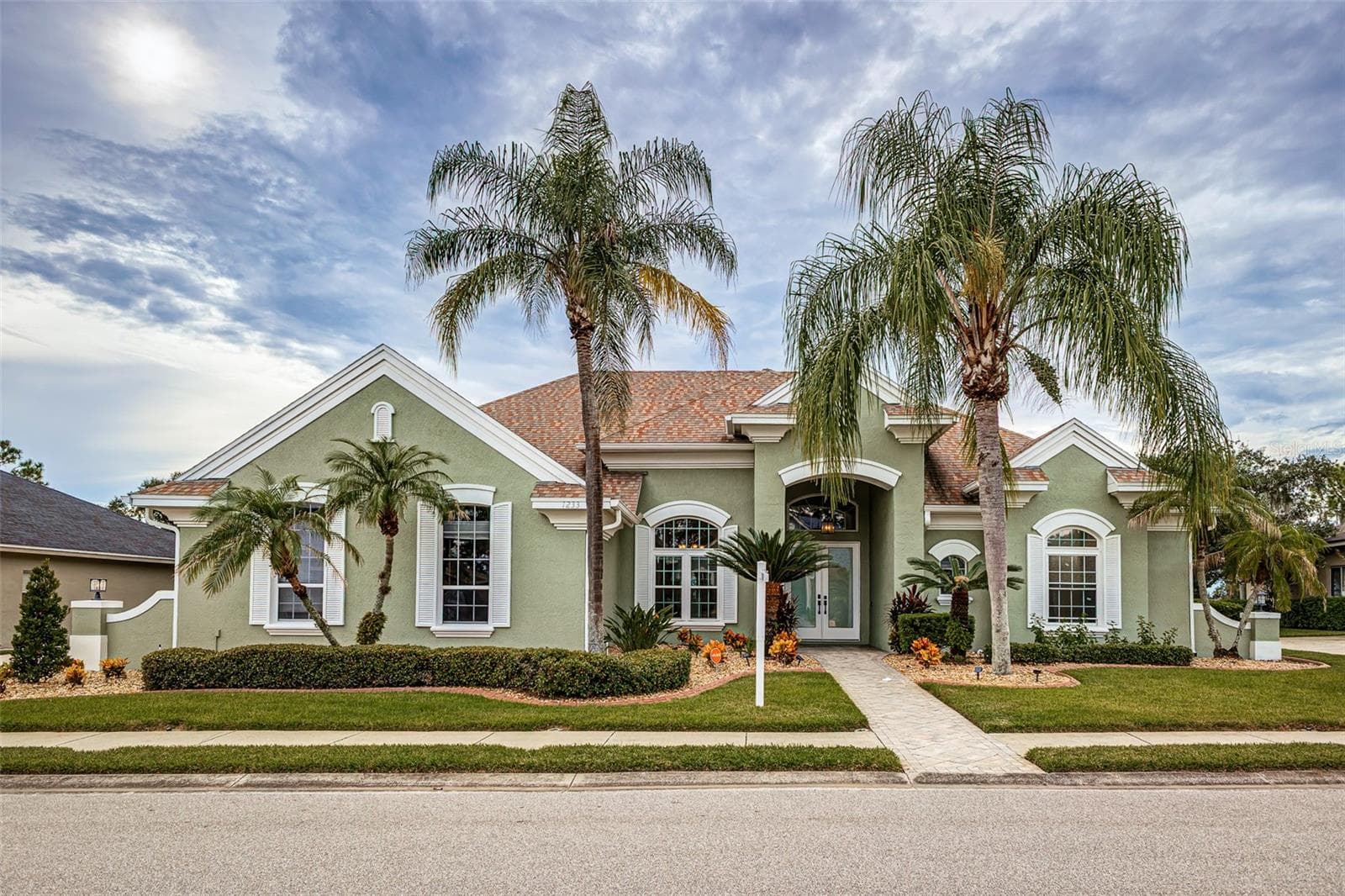 Single Family Residence at 1233 VISTA HILLS DR, LAKELAND, photo 3 of 45