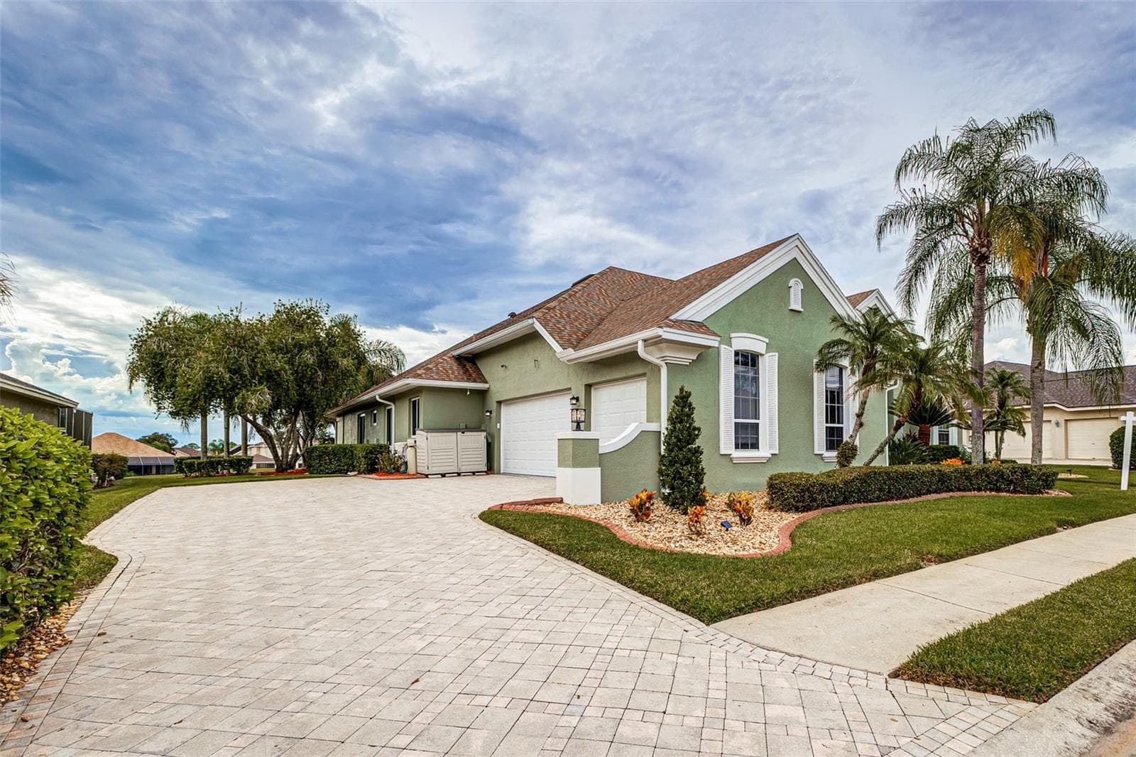Single Family Residence at 1233 VISTA HILLS DR, LAKELAND, photo 4 of 45