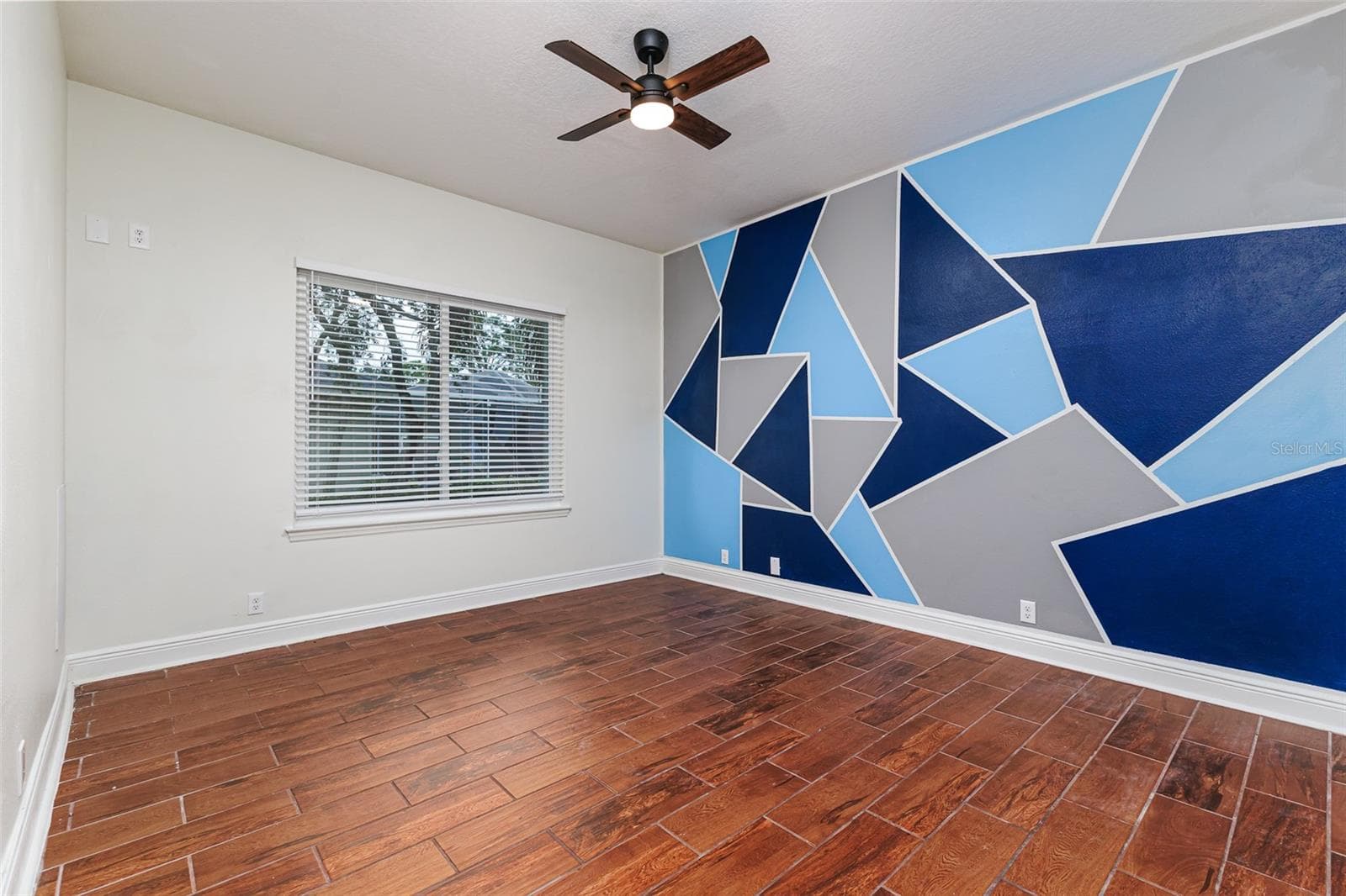 Single Family Residence at 1233 VISTA HILLS DR, LAKELAND, photo 27 of 45