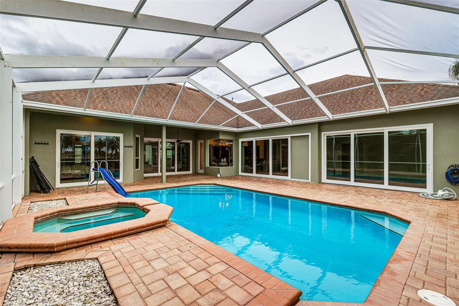 Single Family Residence at 1233 VISTA HILLS DR, LAKELAND, photo 38 of 45