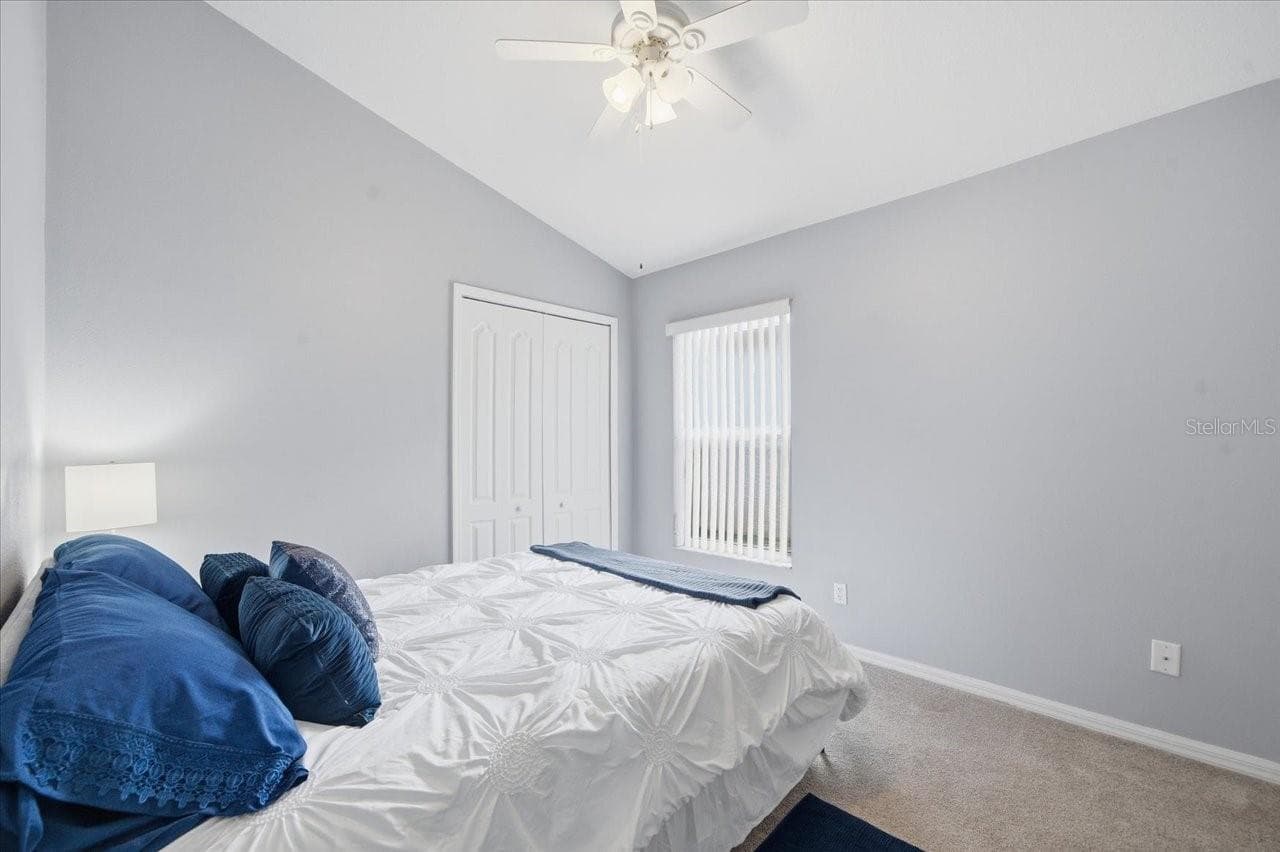 Bedroom 2 - 18009 PALM BREEZE DR, TAMPA