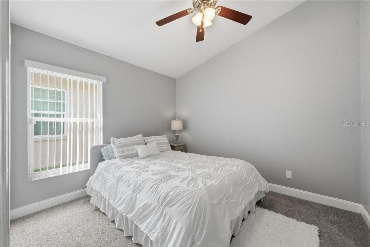 Bedroom 3 - 18009 PALM BREEZE DR, TAMPA