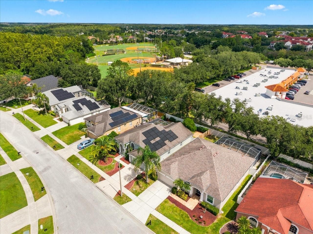 Single Family Residence at 18009 PALM BREEZE DR, TAMPA, photo 59 of 63
