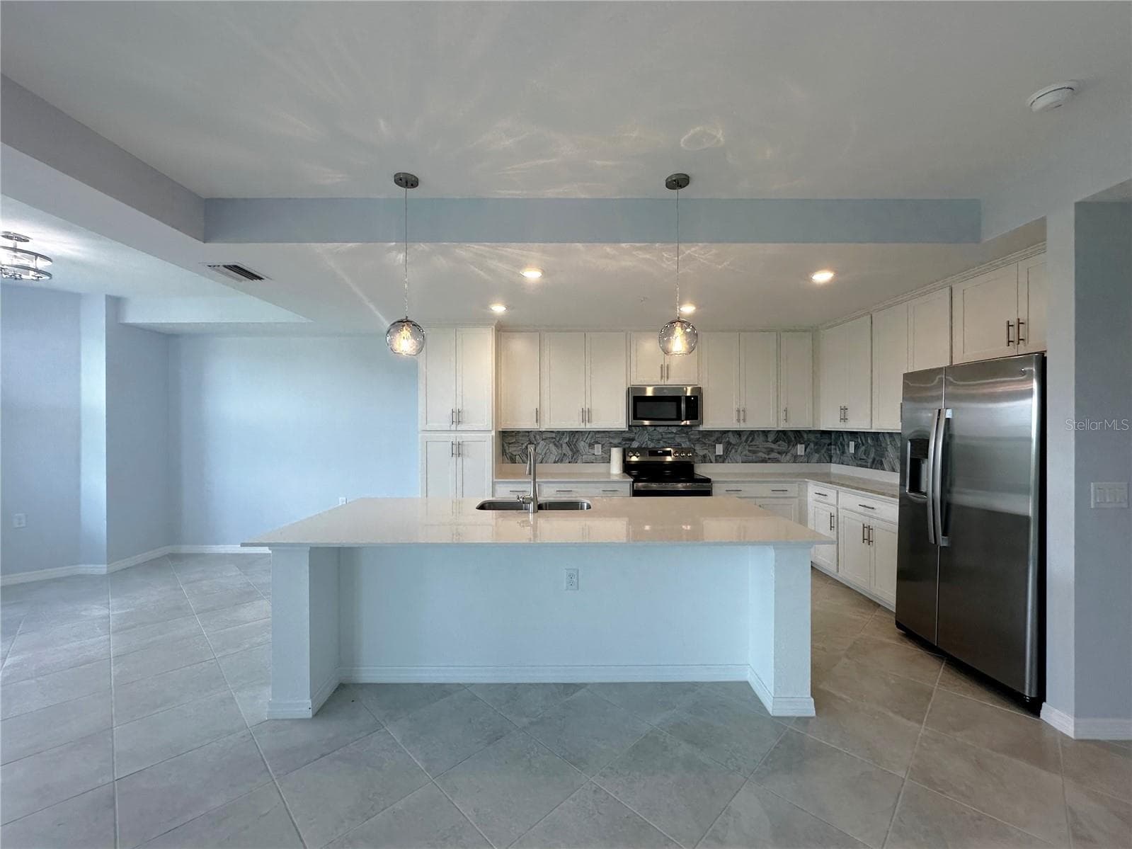 Condominium at 14211 HERITAGE LANDING BLVD #1422, PUNTA GORDA, photo 5 of 75