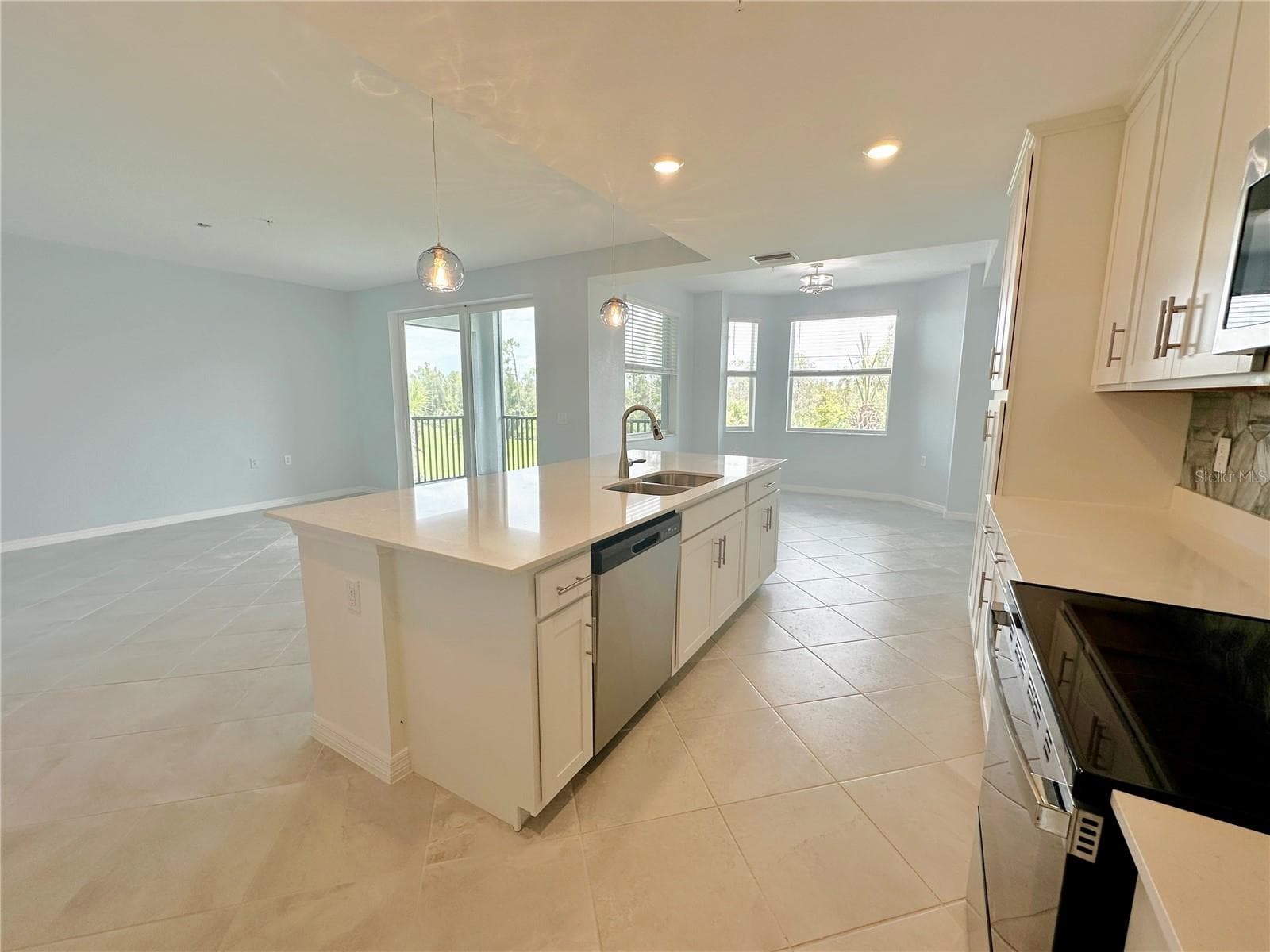 Condominium at 14211 HERITAGE LANDING BLVD #1422, PUNTA GORDA, photo 9 of 75