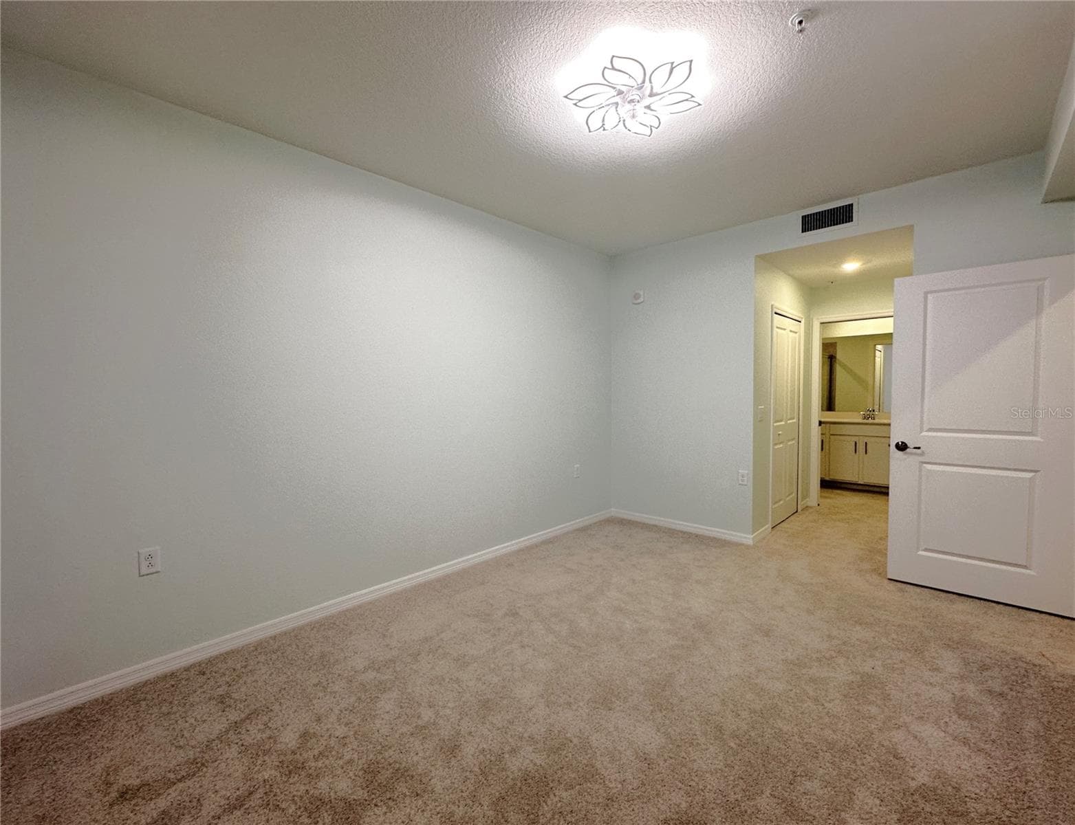 Condominium at 14211 HERITAGE LANDING BLVD #1422, PUNTA GORDA, photo 12 of 75