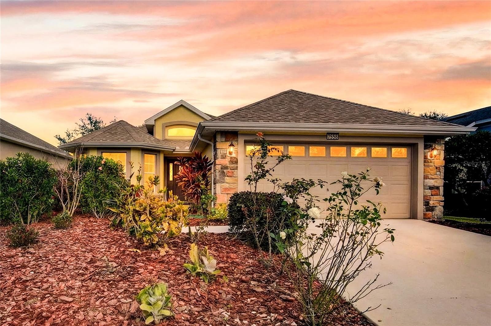 Single Family Residence at 3003 NEW HAVEN PL, MOUNT DORA, photo 2 of 76
