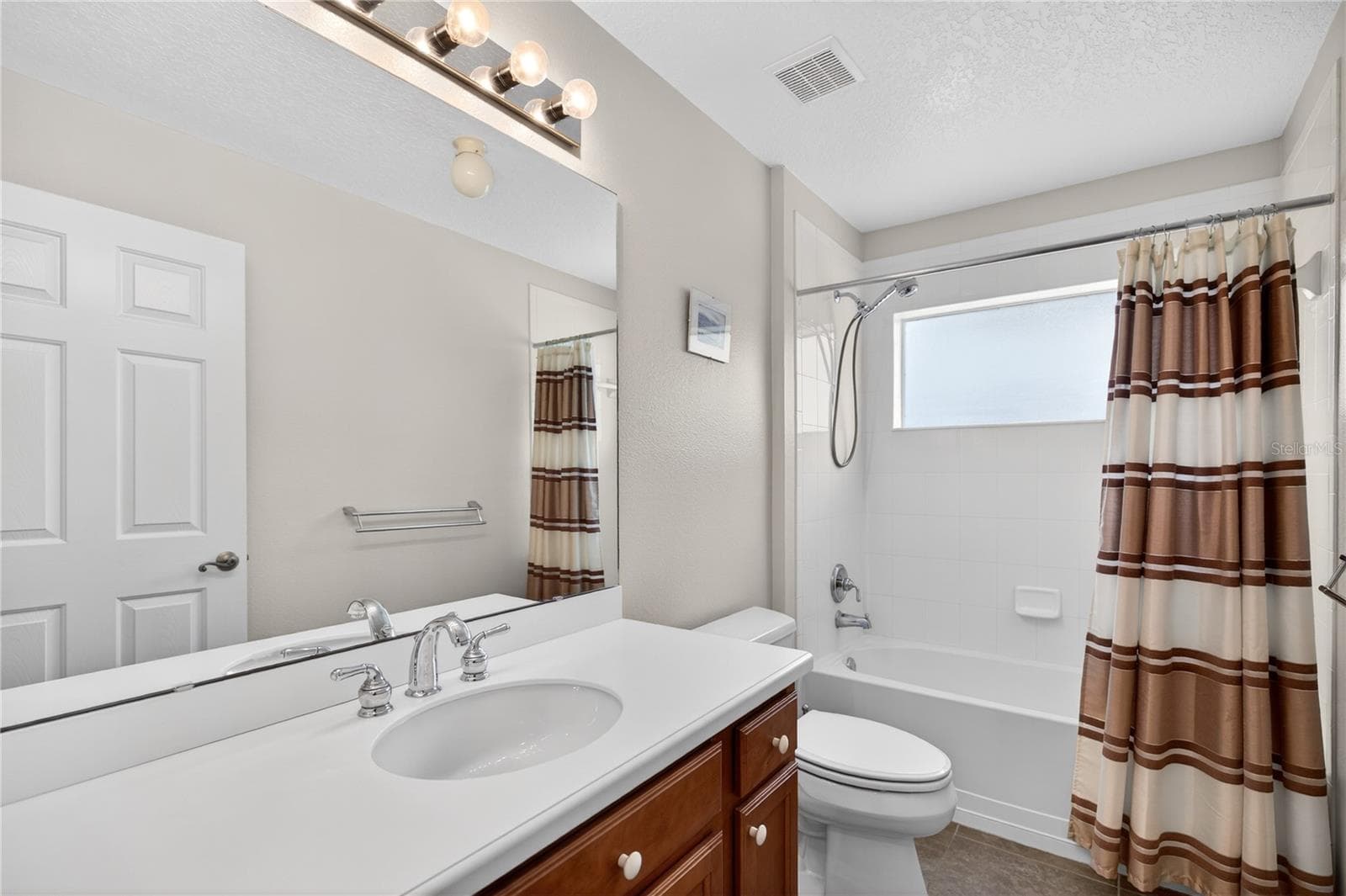 Single Family Residence at 3003 NEW HAVEN PL, MOUNT DORA, photo 30 of 76