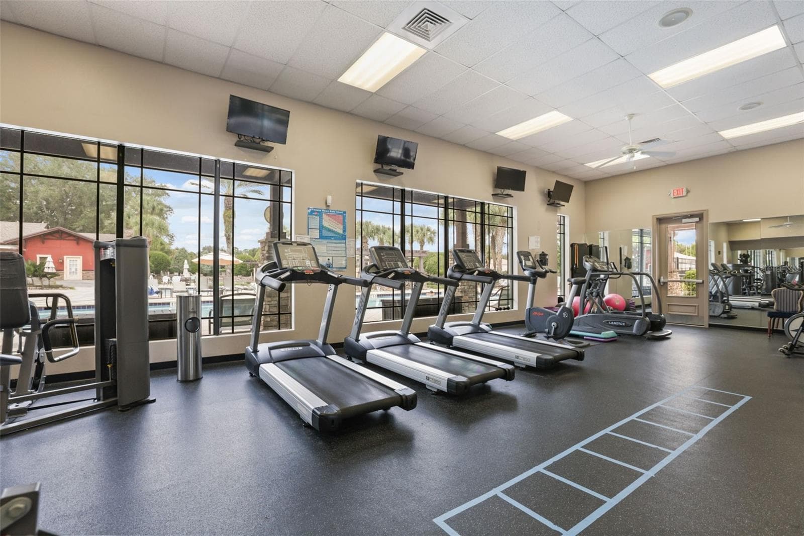 Fitness Center - 4711 HERITAGE TRL, LEESBURG