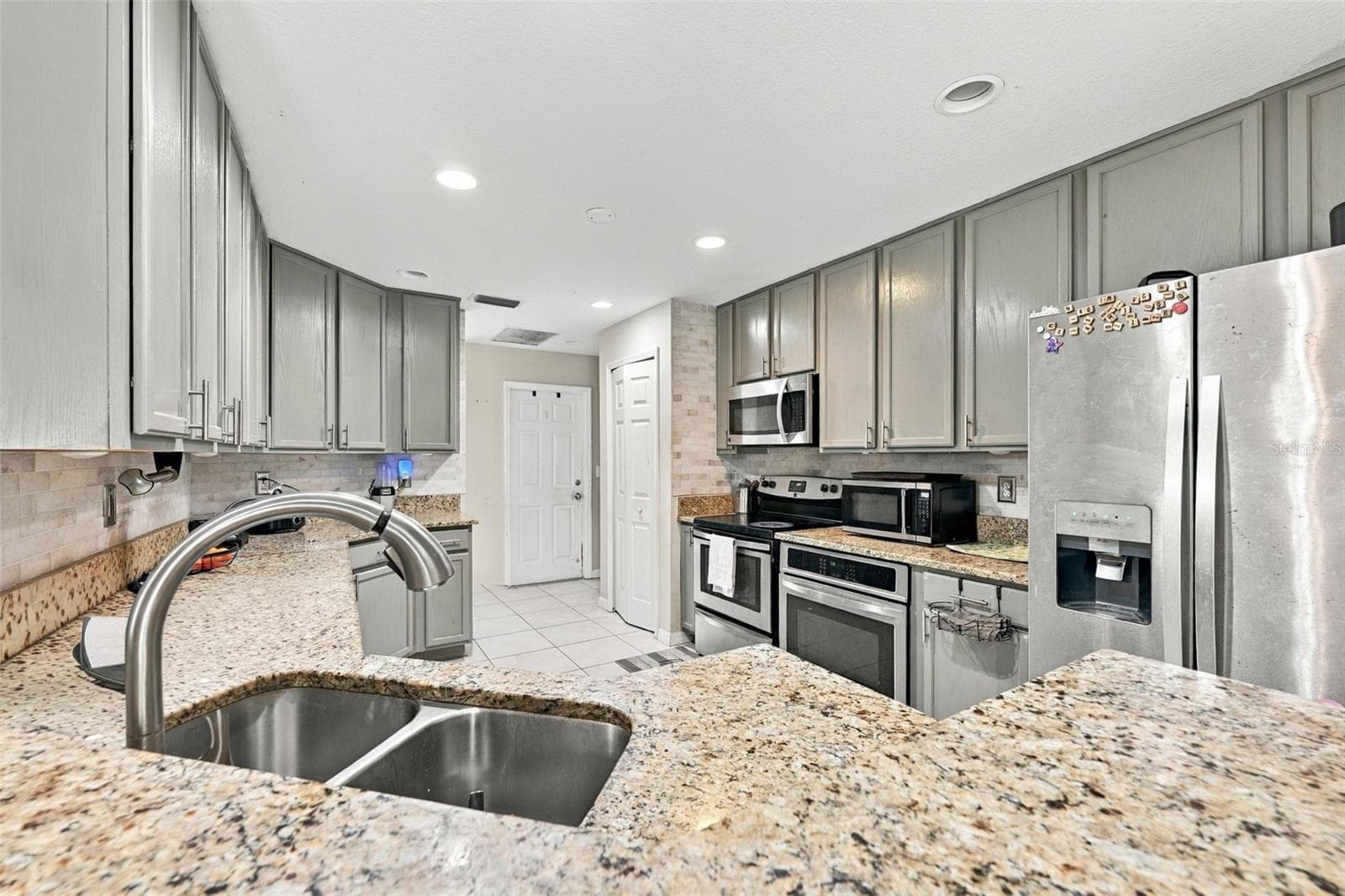 Single Family Residence at 7405 MIRACLE LN, ODESSA, photo 13 of 47