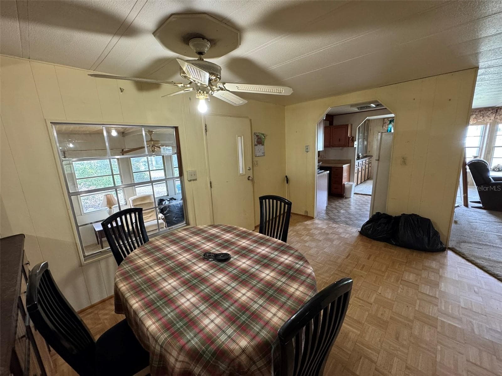 Manufactured Home at 12417 FAIRWAY AVE, BROOKSVILLE, photo 11 of 51
