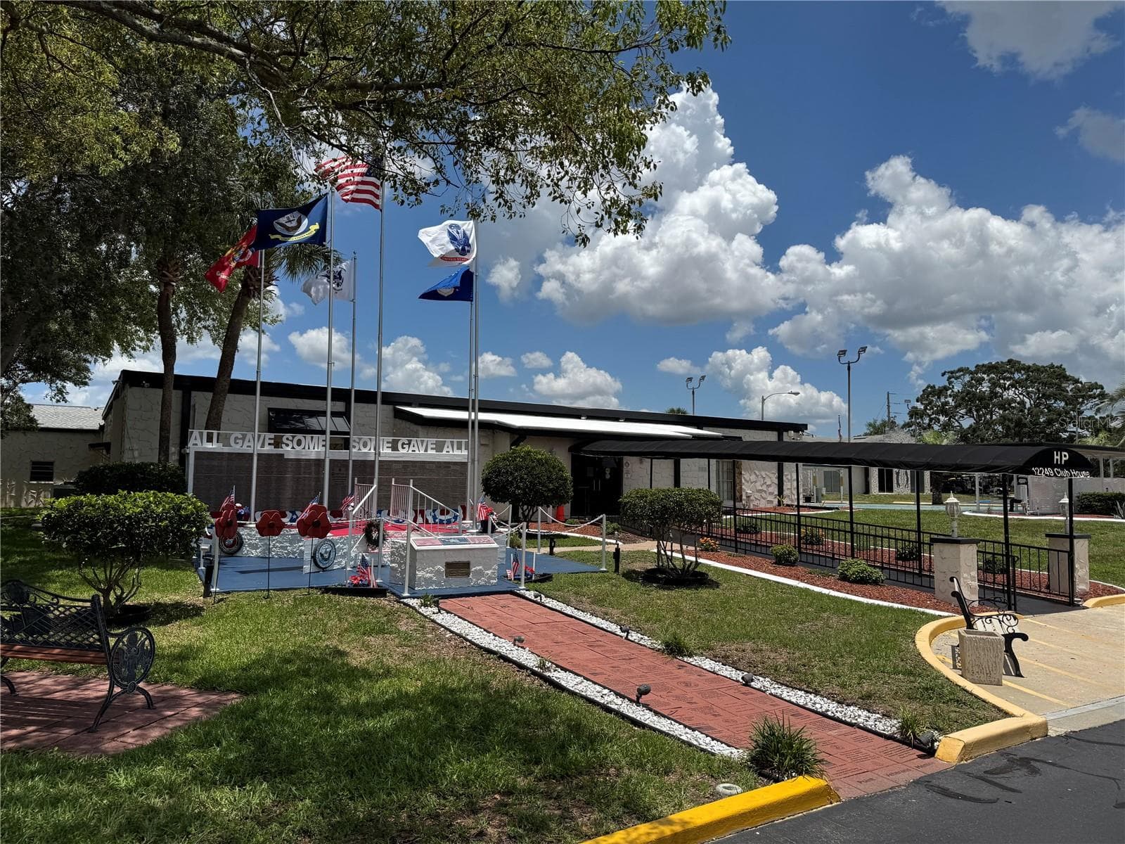 Manufactured Home at 12417 FAIRWAY AVE, BROOKSVILLE, photo 39 of 51