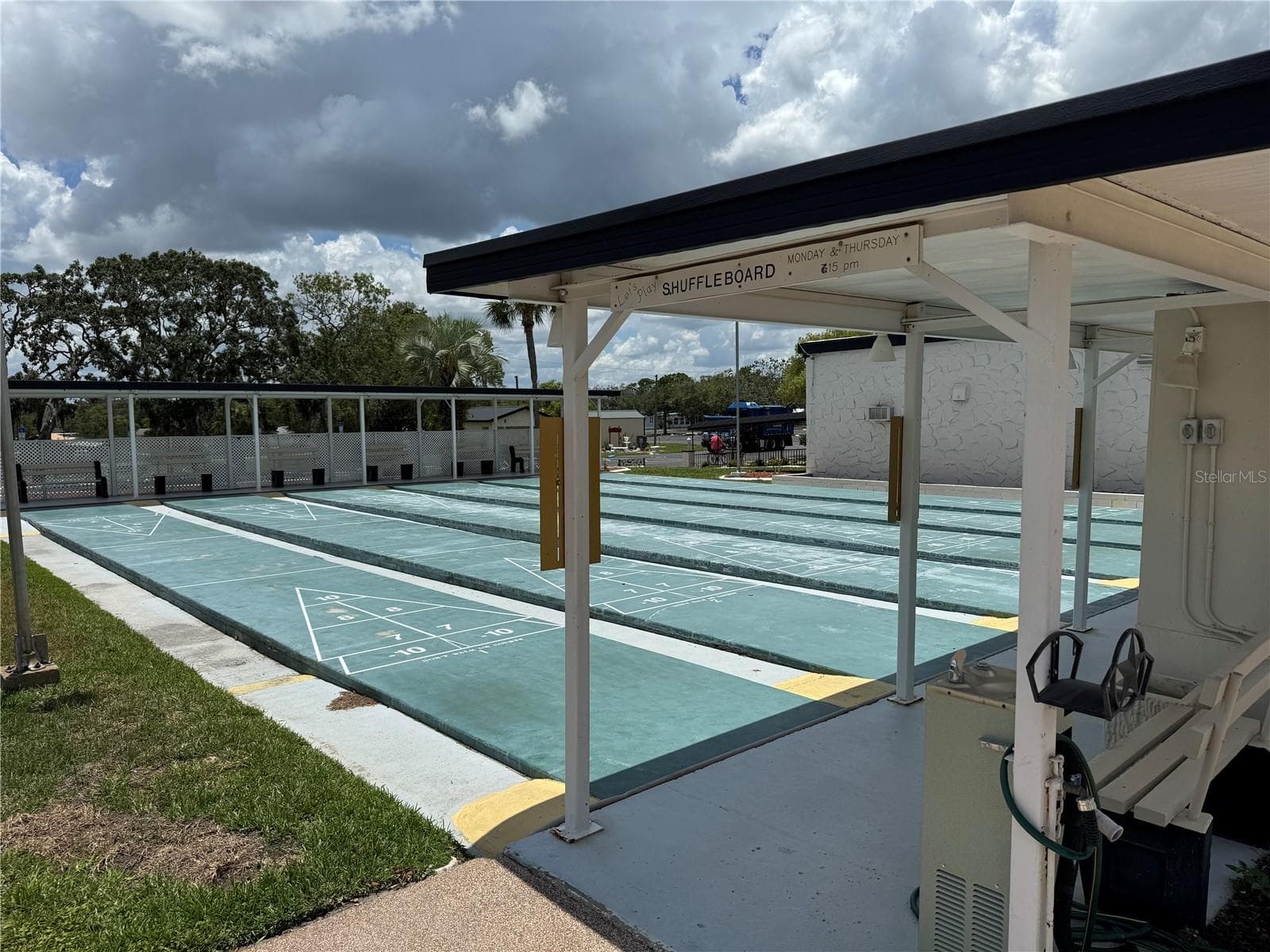 Manufactured Home at 12417 FAIRWAY AVE, BROOKSVILLE, photo 43 of 51