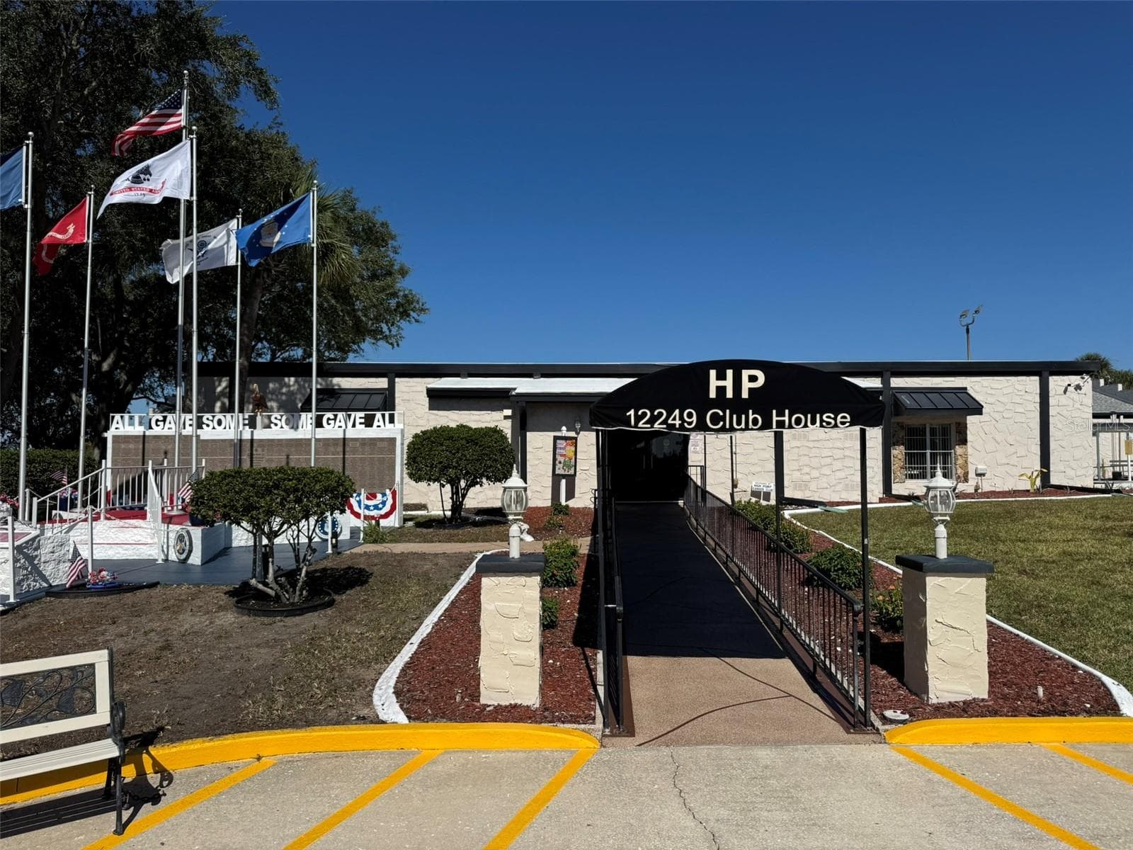 Manufactured Home at 12417 FAIRWAY AVE, BROOKSVILLE, photo 46 of 51