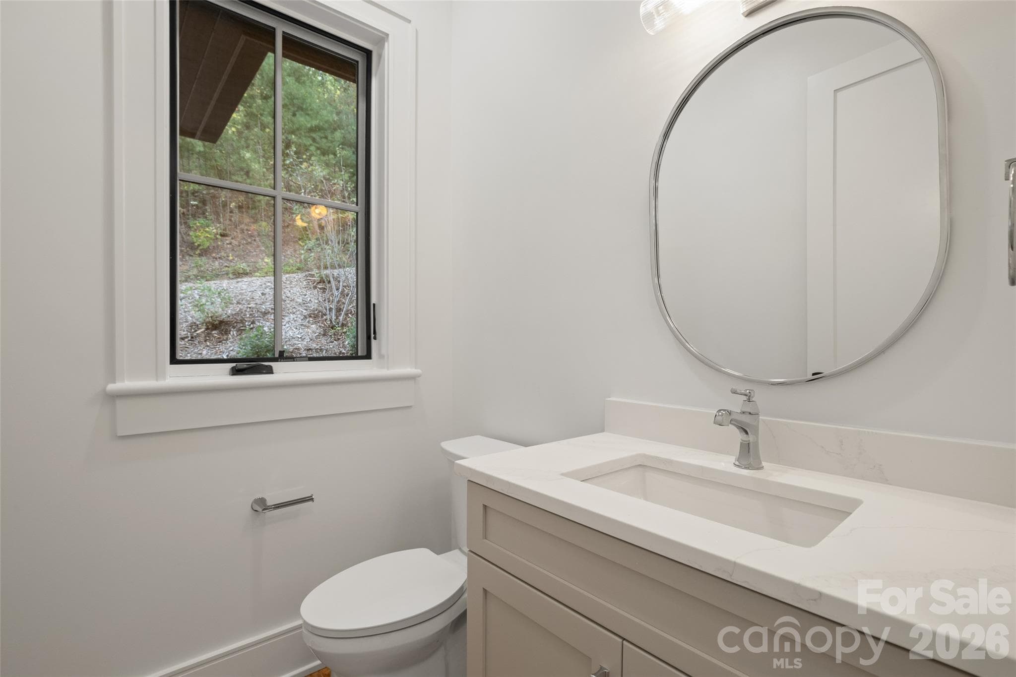 Single Family Residence at 505 Barrington Drive, Asheville, photo 17 of 41