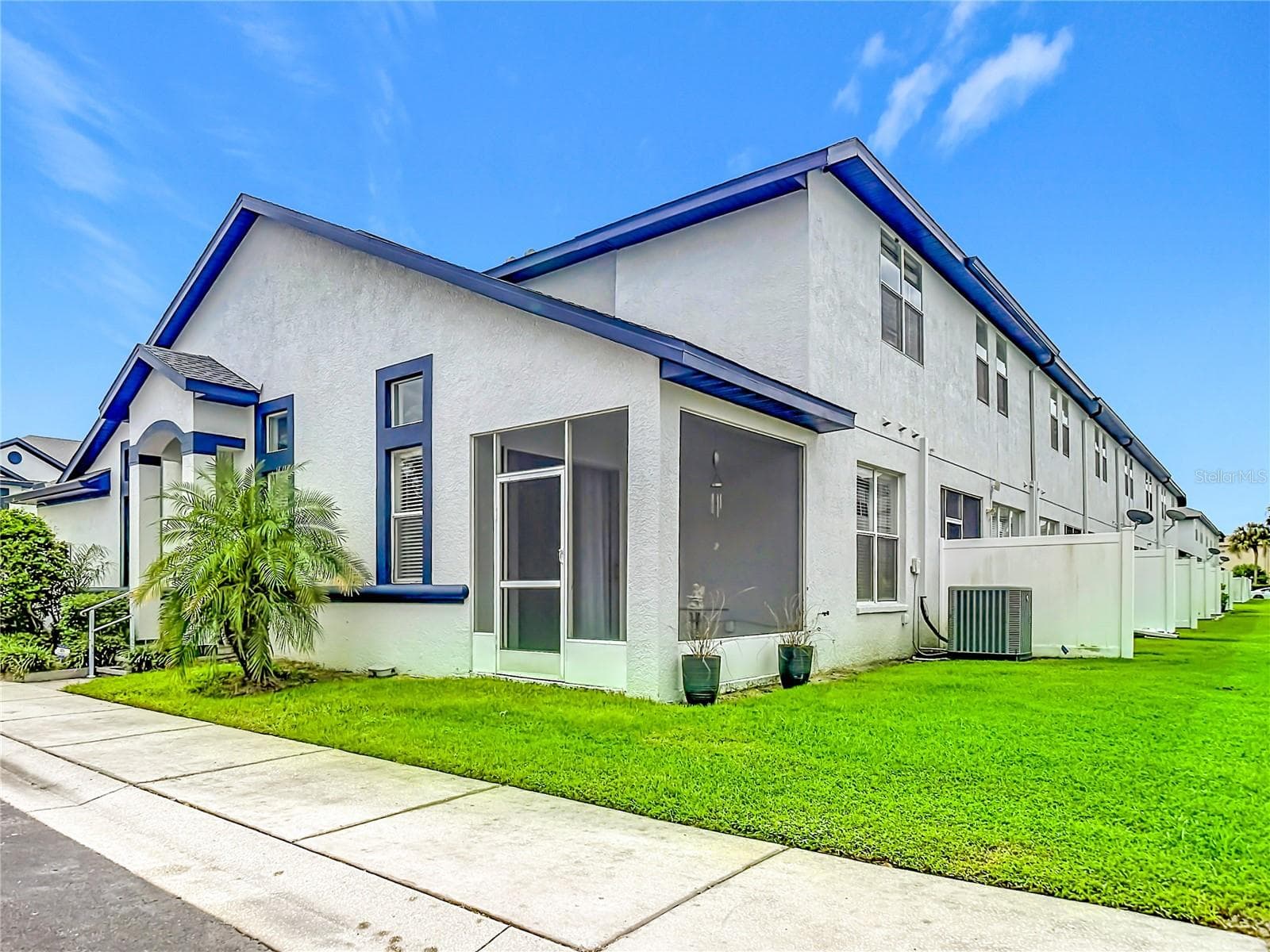 Townhouse at 1203 SUMMERGATE DR, VALRICO, photo 6 of 73