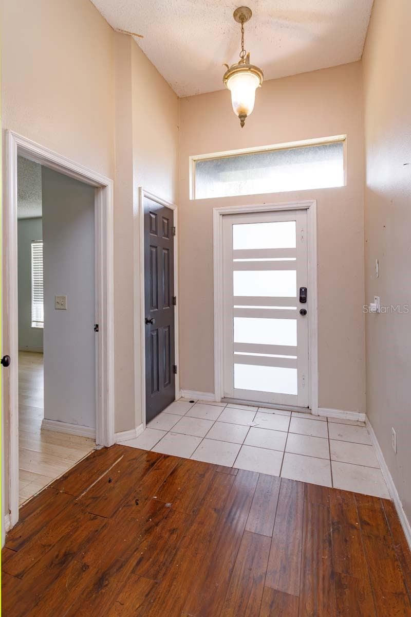 Single Family Residence at 3905 WHISPERING PINE CT, MASCOTTE, photo 12 of 37
