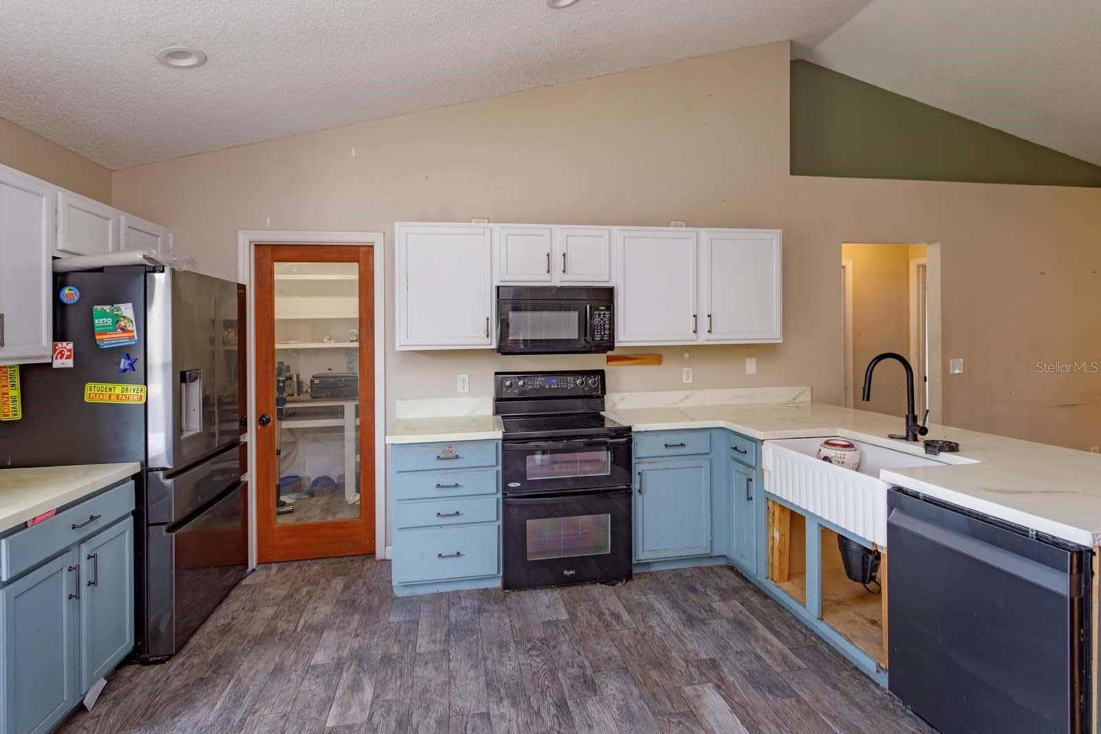 Single Family Residence at 3905 WHISPERING PINE CT, MASCOTTE, photo 17 of 37