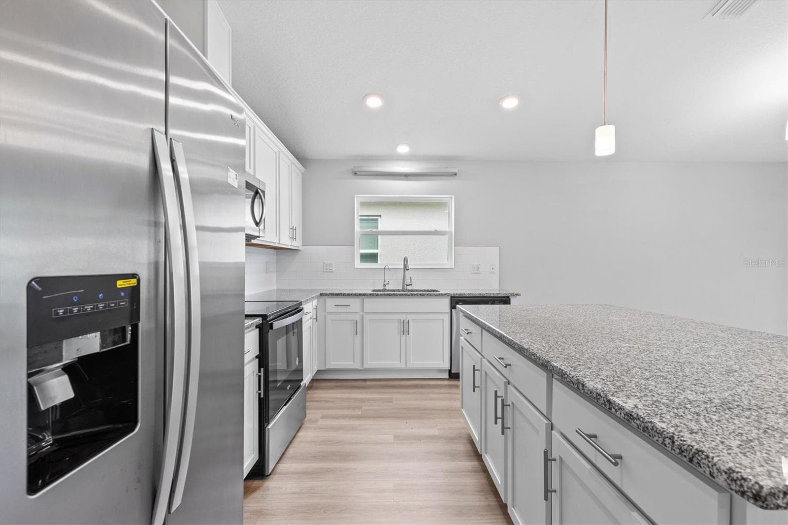 Single Family Residence at 9972 MESIC WOODS AVE, SEFFNER, photo 12 of 45