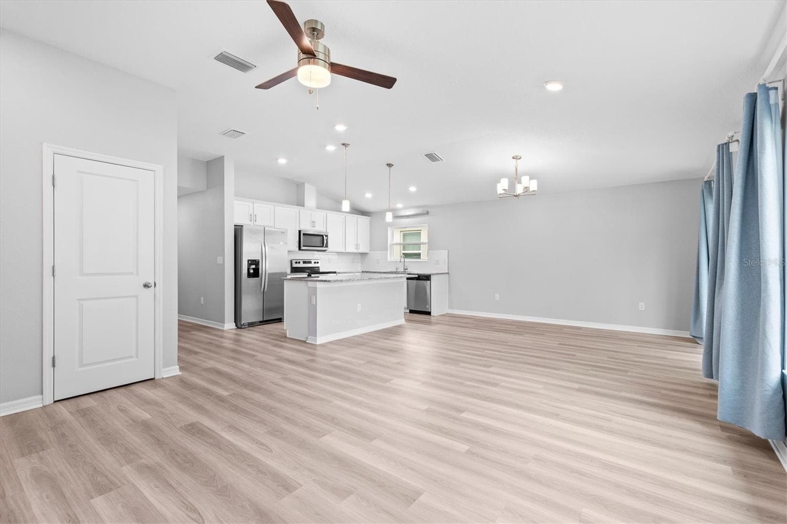 Single Family Residence at 9972 MESIC WOODS AVE, SEFFNER, photo 17 of 45