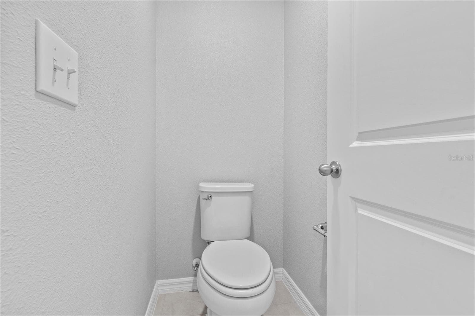 Single Family Residence at 9972 MESIC WOODS AVE, SEFFNER, photo 29 of 45
