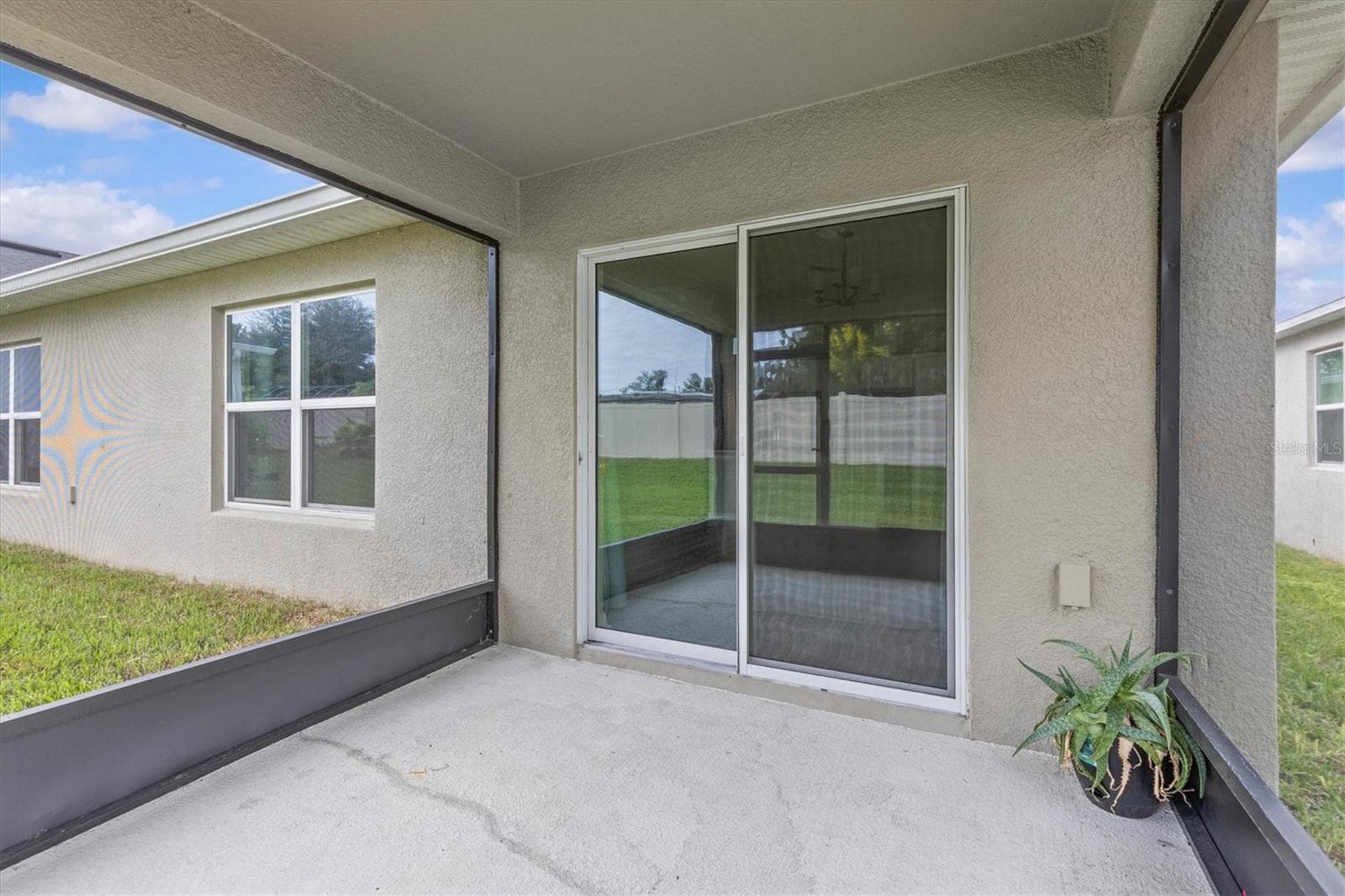 Single Family Residence at 9972 MESIC WOODS AVE, SEFFNER, photo 38 of 45