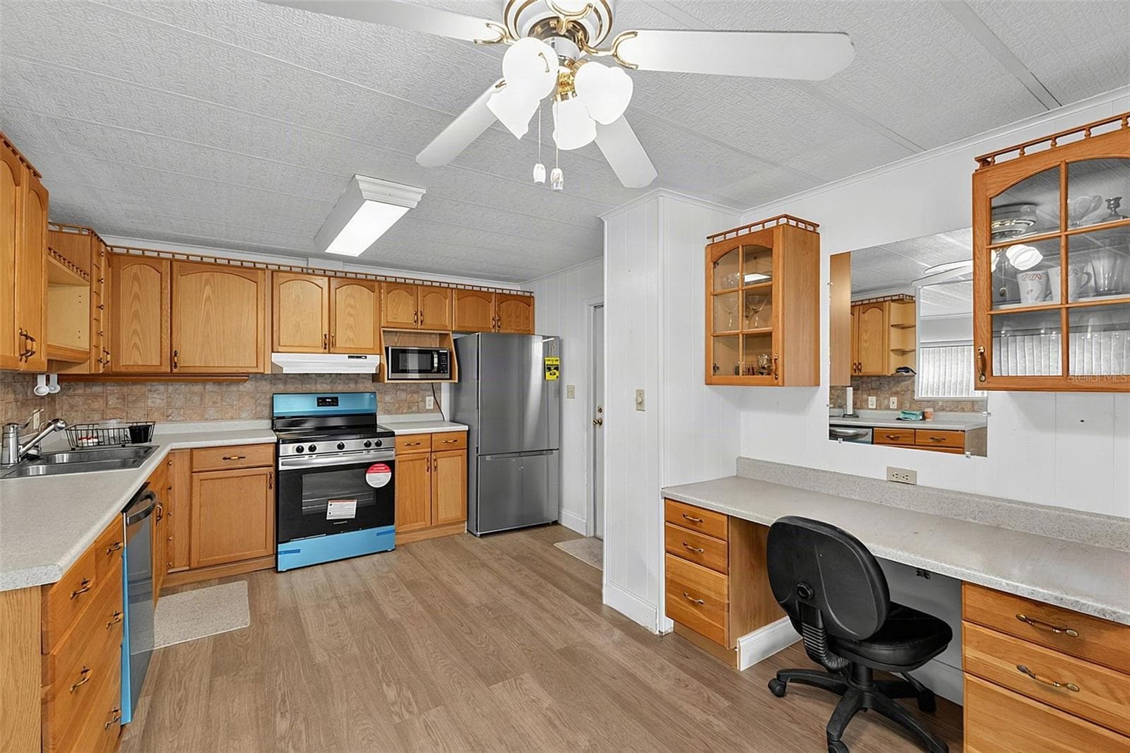 Manufactured Home at 4300 RIVERSIDE DR #160, PUNTA GORDA, photo 12 of 34