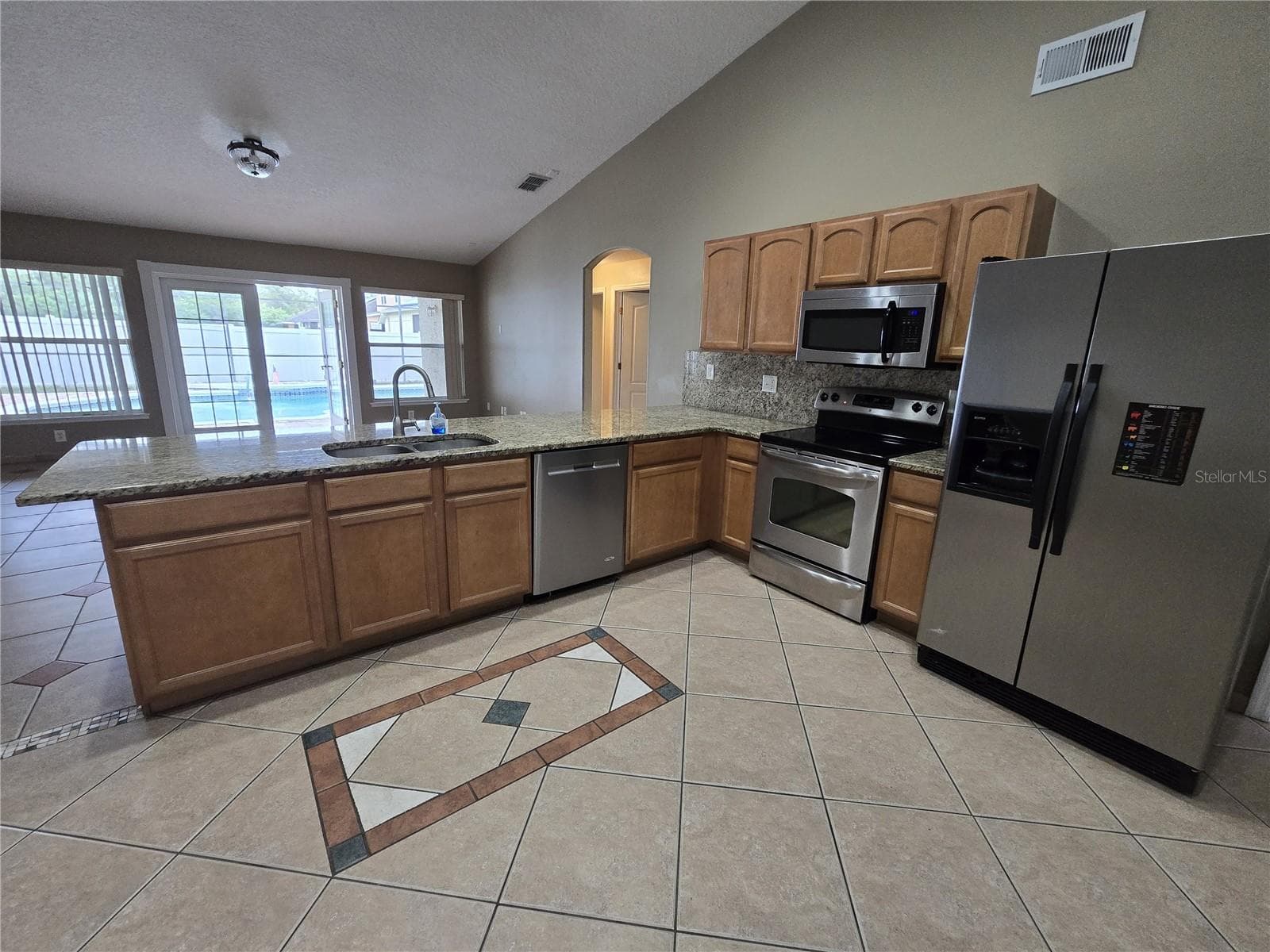 Single Family Residence at 1114 FIDELMA CT, ORLANDO, photo 11 of 51