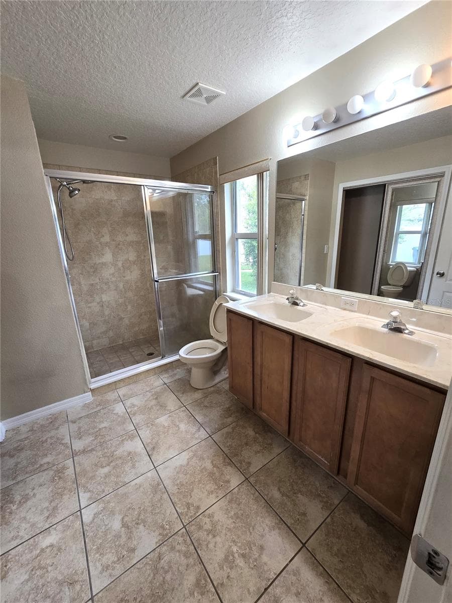 Single Family Residence at 1114 FIDELMA CT, ORLANDO, photo 19 of 51