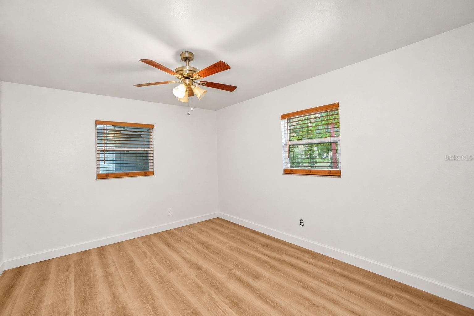 Single Family Residence at 374 3RD ST NW, LARGO, photo 13 of 41