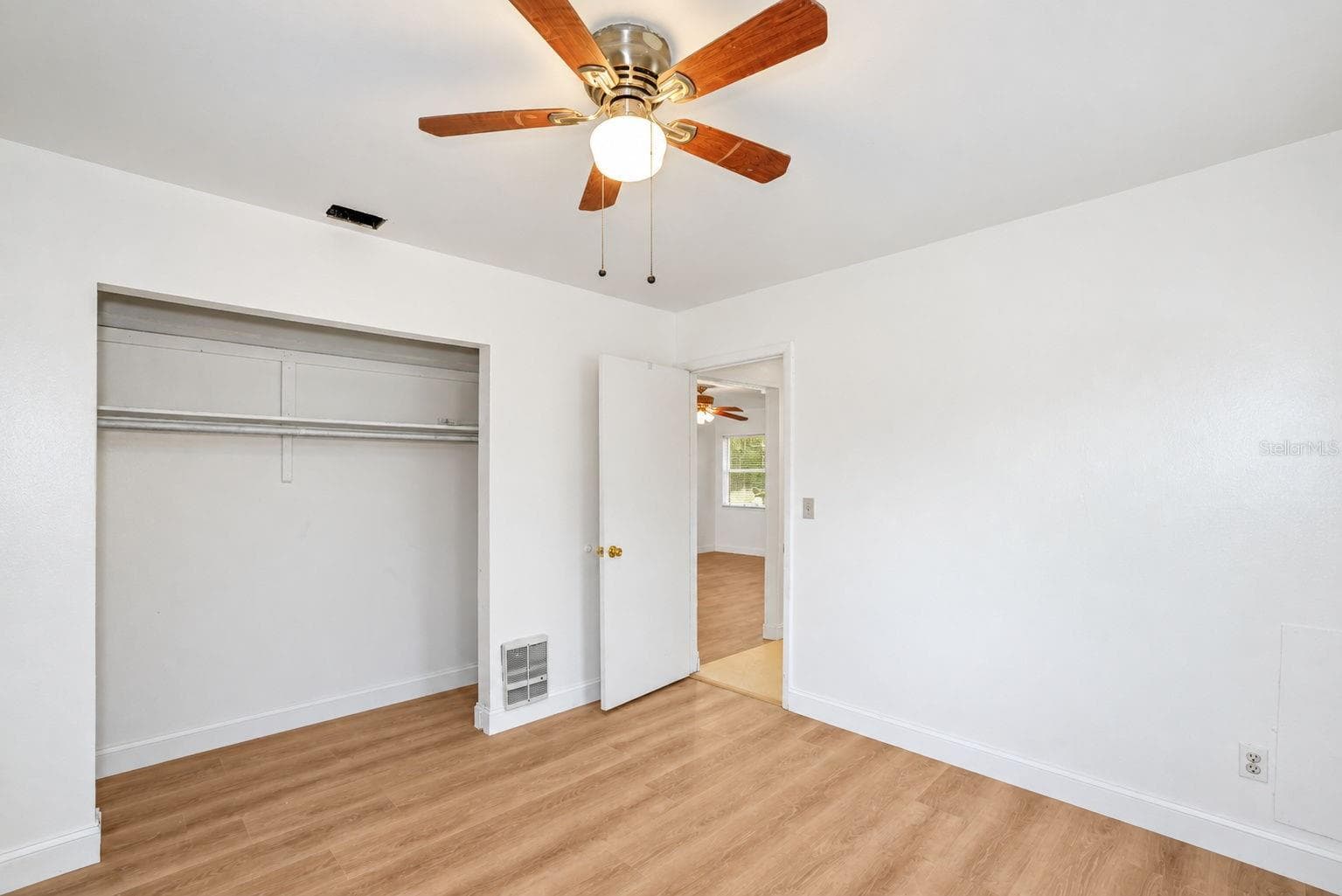 Single Family Residence at 374 3RD ST NW, LARGO, photo 17 of 41