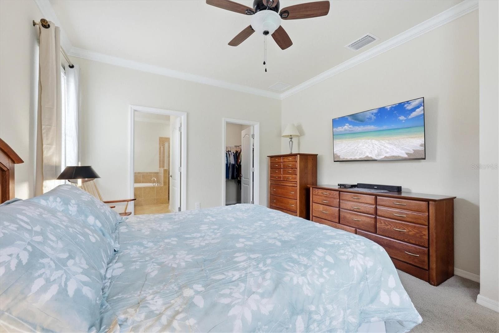 Single Family Residence at 12360 CANAVESE LN, VENICE, photo 21 of 85