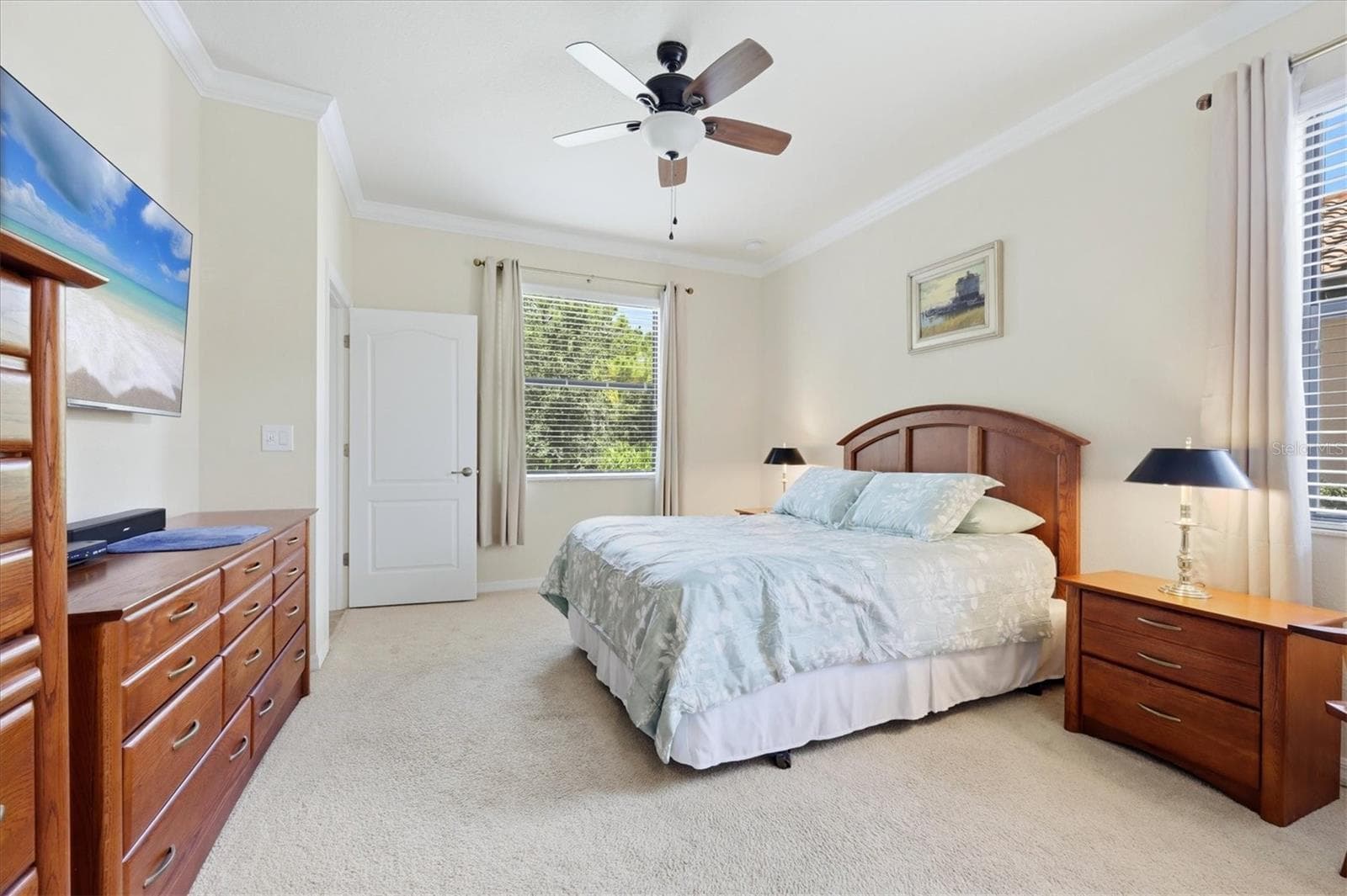 Single Family Residence at 12360 CANAVESE LN, VENICE, photo 22 of 85