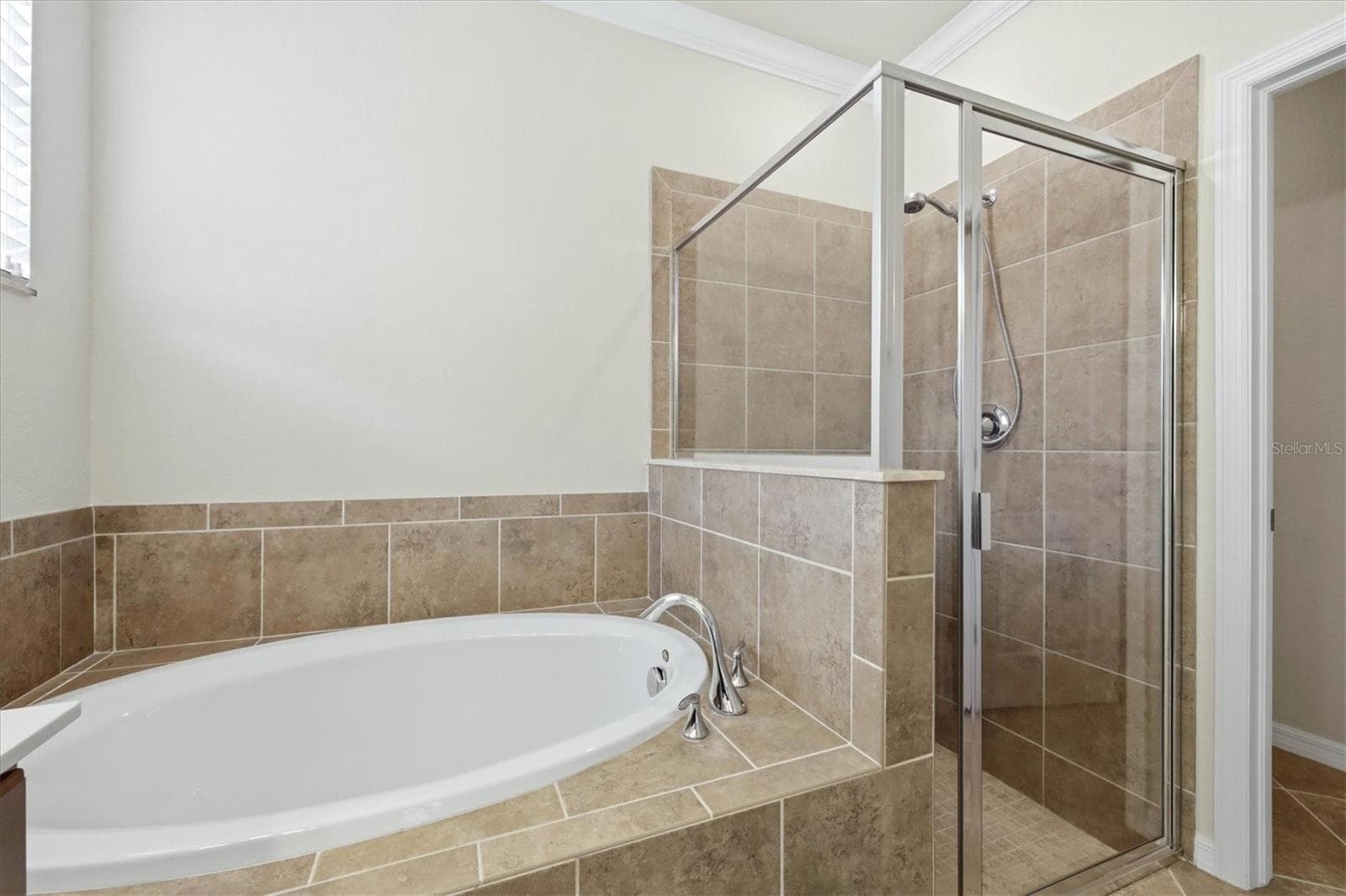 Single Family Residence at 12360 CANAVESE LN, VENICE, photo 25 of 85